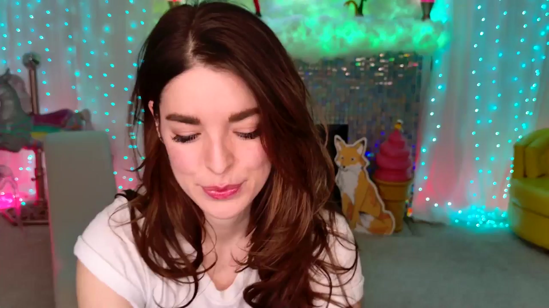 Gallery image thumbnail from ThunderKitten's myfreecams stream on, 03/01/2025, 07:17 image 15 of 20