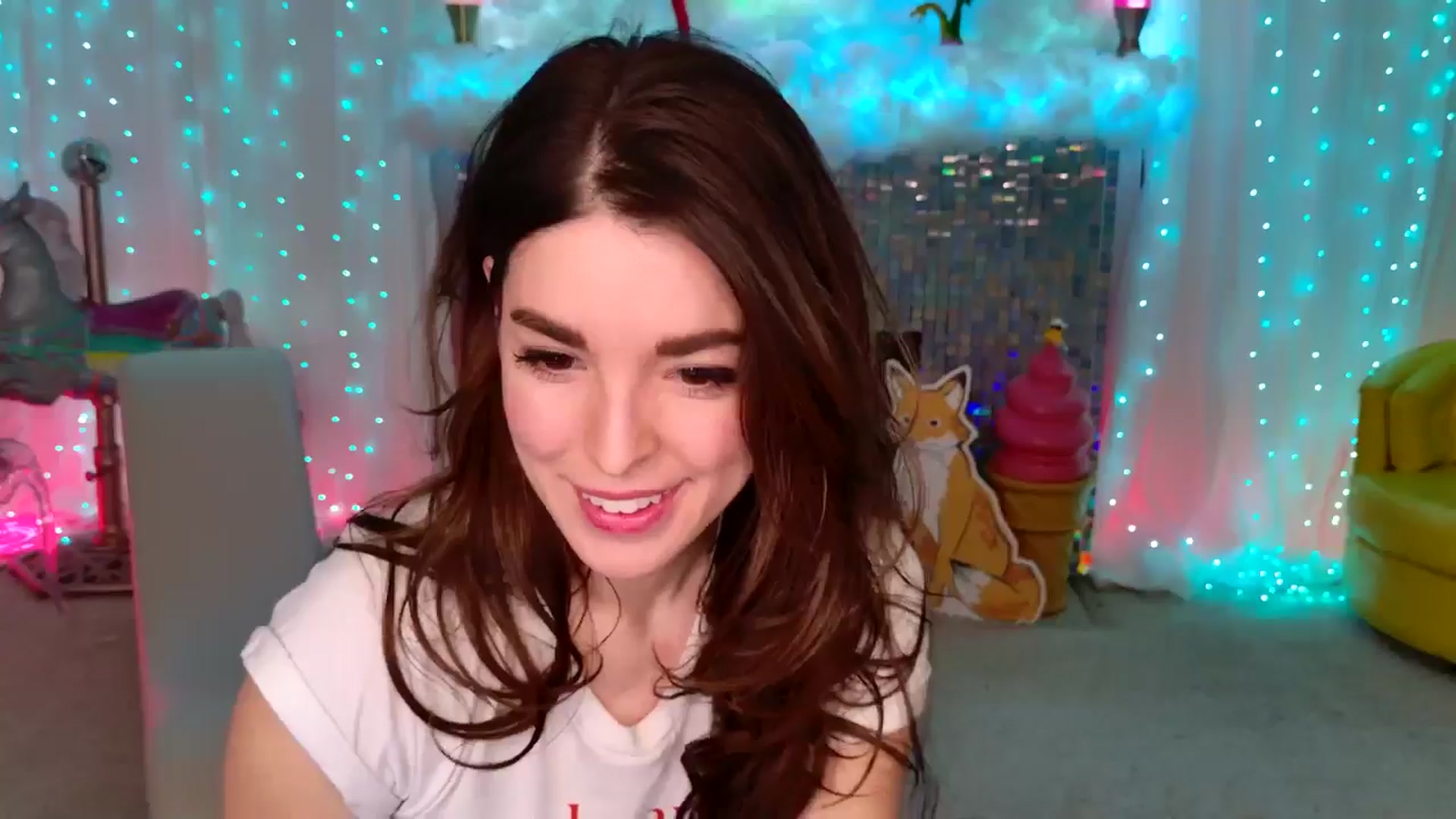 Gallery image thumbnail from ThunderKitten's myfreecams stream on, 03/01/2025, 07:17 image 19 of 20