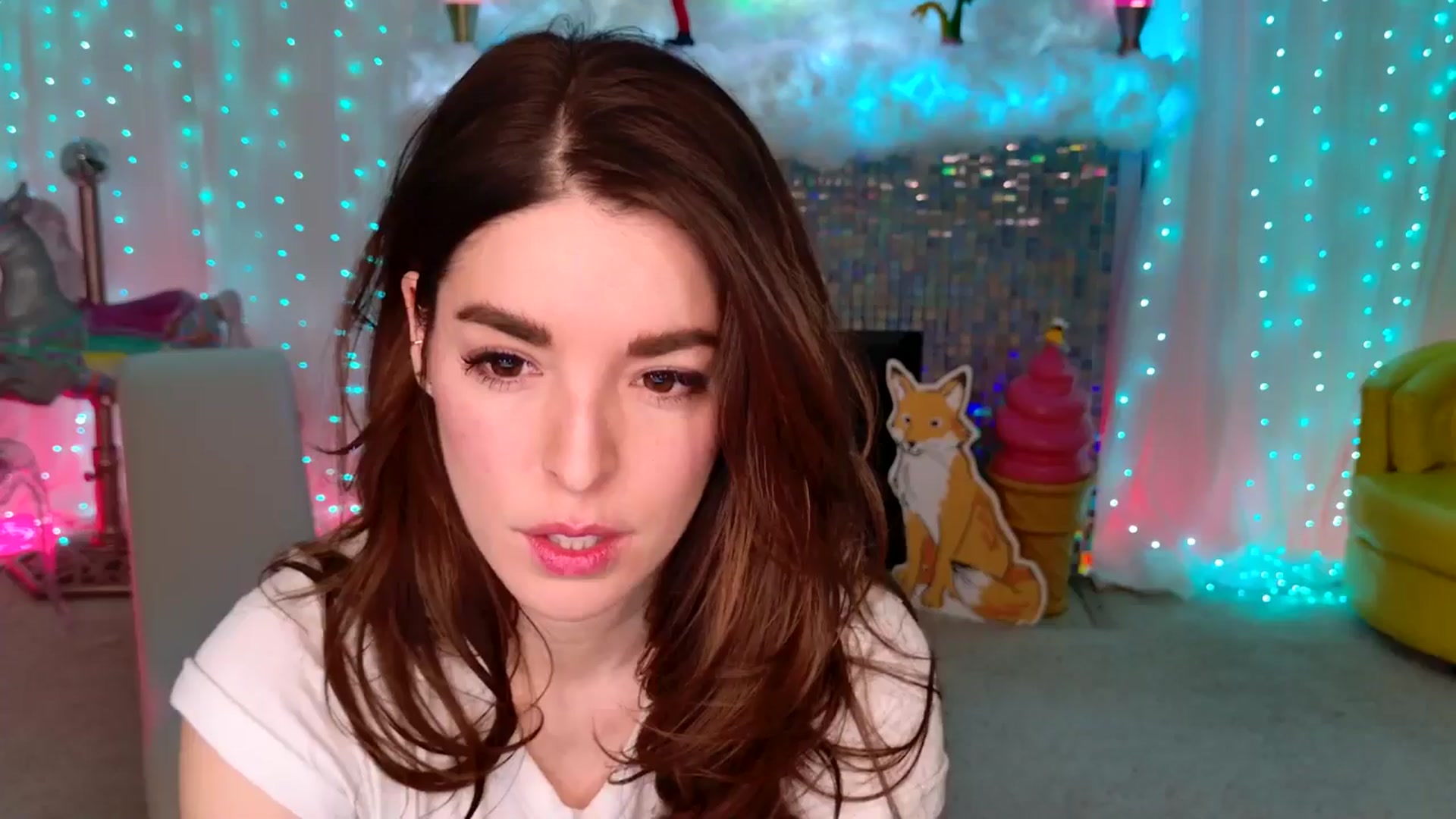 Gallery image thumbnail from ThunderKitten's myfreecams stream on, 03/01/2025, 07:17 image 18 of 20