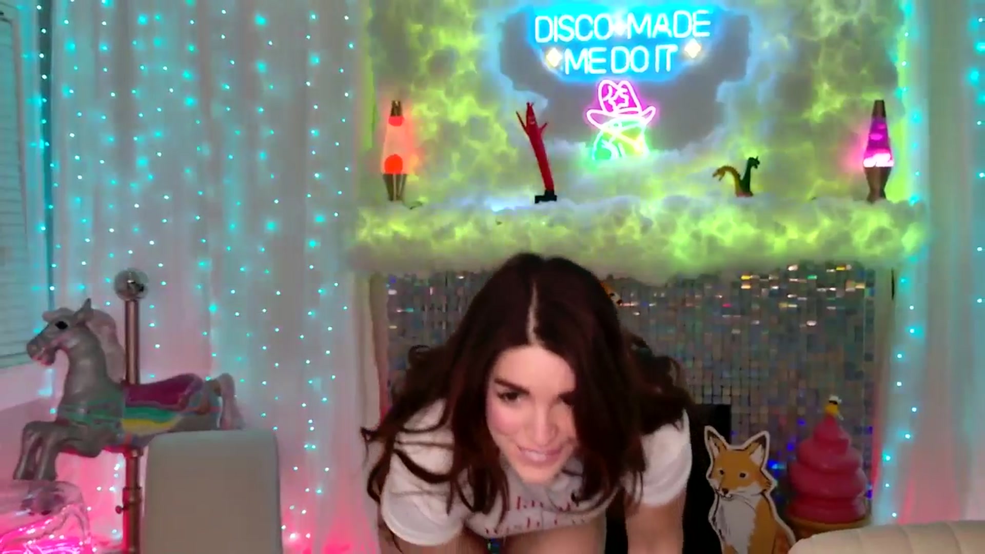 Gallery image thumbnail from ThunderKitten's myfreecams stream on, 03/01/2025, 09:19 image 6 of 20