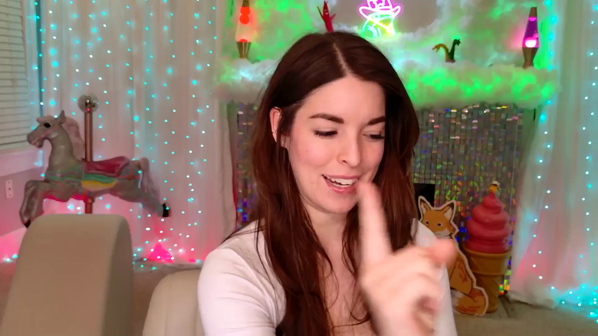 Gallery image thumbnail from ThunderKitten's myfreecams stream on, 03/04/2025, 09:03 image 11 of 20