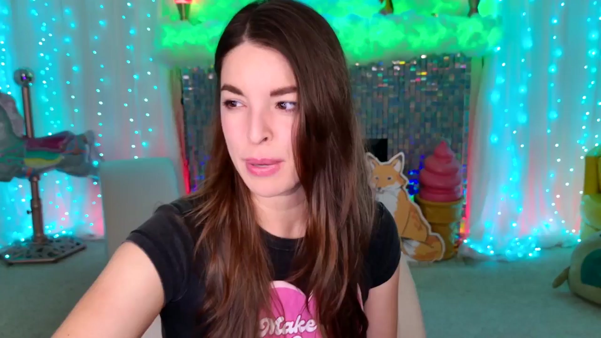 Gallery image thumbnail from ThunderKitten's myfreecams stream on, 04/24/2025, 07:36 image 6 of 20