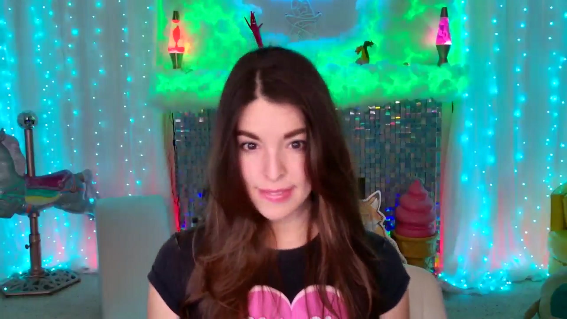 Gallery image thumbnail from ThunderKitten's myfreecams stream on, 04/24/2025, 07:36 image 4 of 20