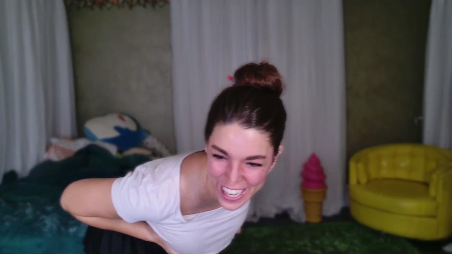 Gallery image thumbnail from ThunderKitten's myfreecams stream on, 06/03/2025, 07:44 image 19 of 20