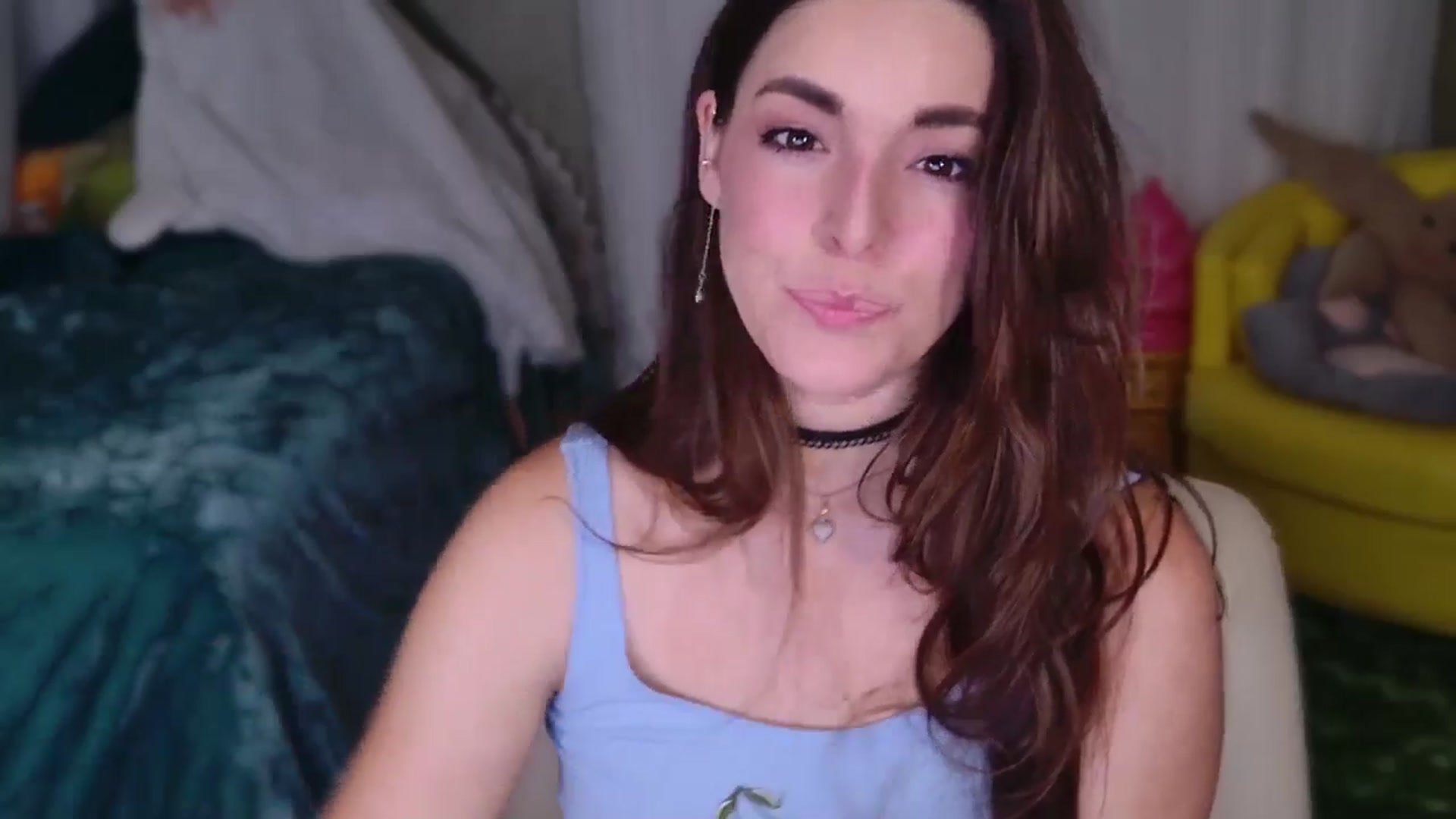 Gallery image thumbnail from ThunderKitten's myfreecams stream on, 06/10/2025, 08:22 image 10 of 20