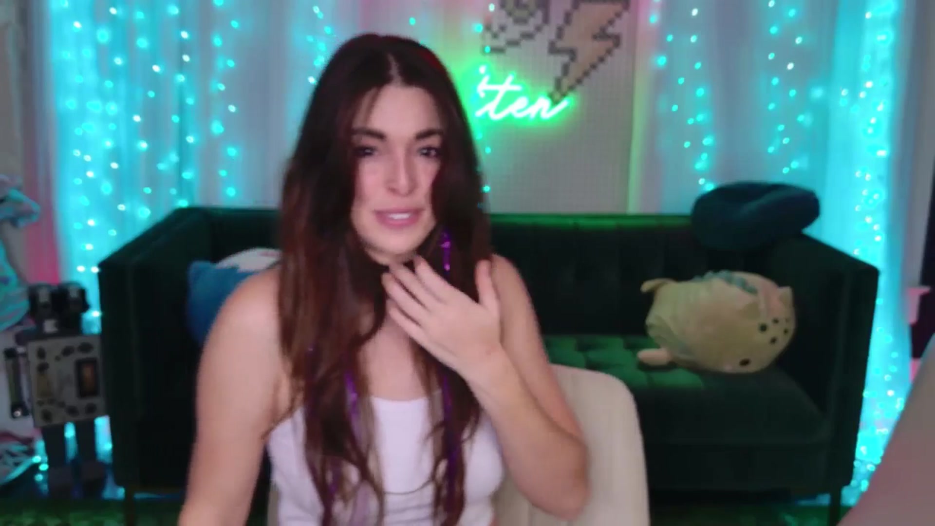 Gallery image thumbnail from ThunderKitten's myfreecams stream on, 11/06/2025, 08:03 image 5 of 20