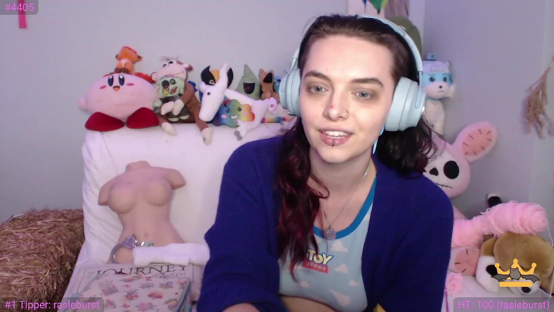 Gallery image thumbnail from TiaBeanie's myfreecams stream on, 11/23/2022, 02:17 image 3 of 20