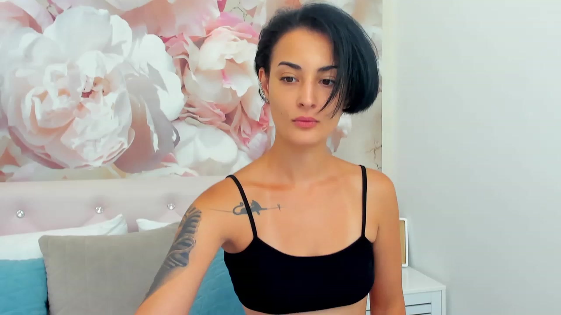 Gallery image thumbnail from TiaChi's myfreecams stream on, 07/27/2023, 14:58 image 12 of 20