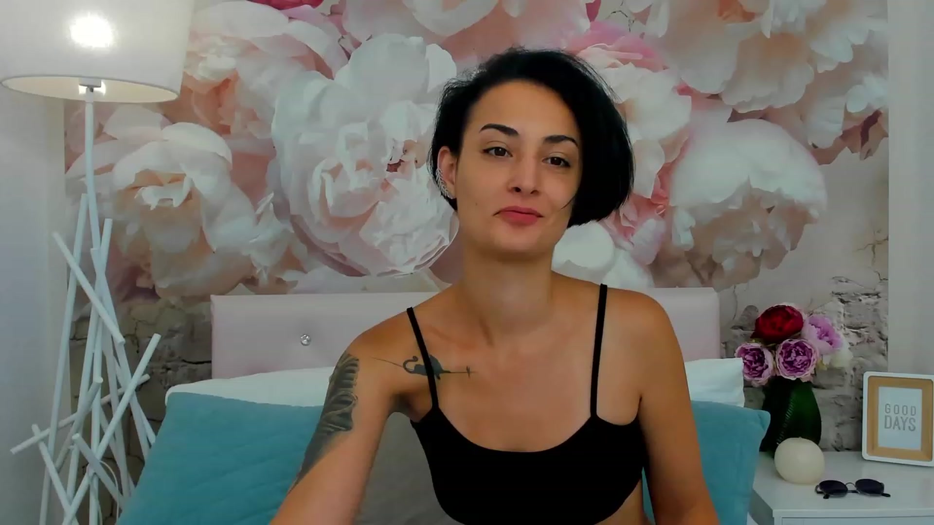 Gallery image thumbnail from TiaChi's myfreecams stream on, 07/27/2023, 14:58 image 5 of 20