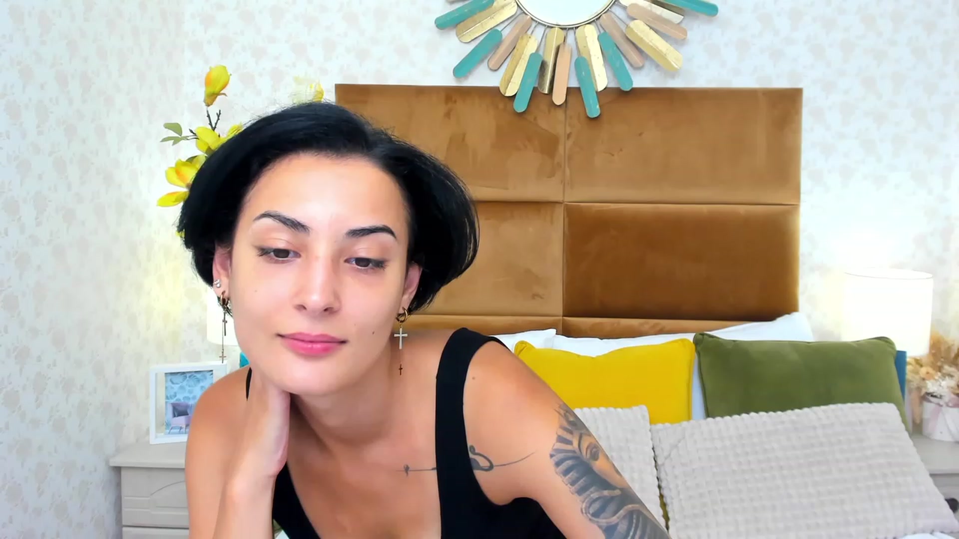 Gallery image thumbnail from TiaChi's myfreecams stream on, 07/28/2023, 13:58 image 2 of 20