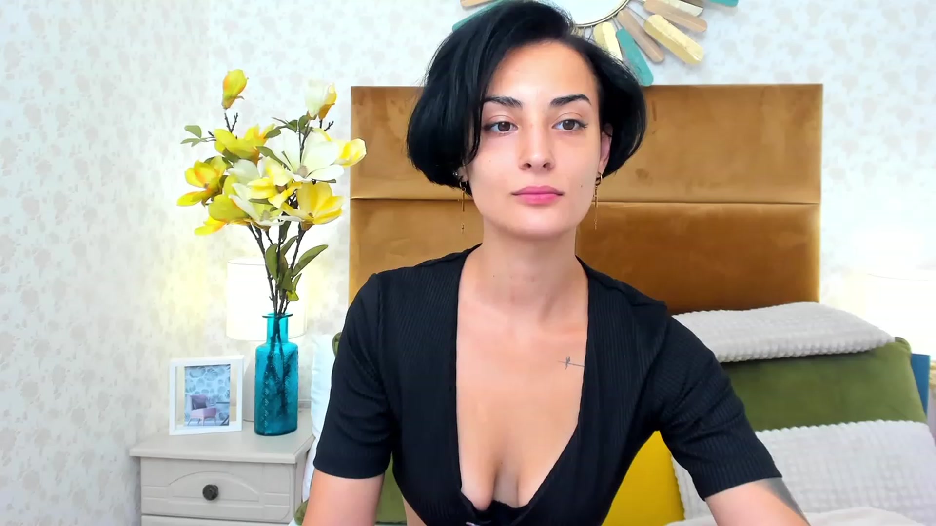 Gallery image thumbnail from TiaChi's myfreecams stream on, 07/28/2023, 17:09 image 1 of 20