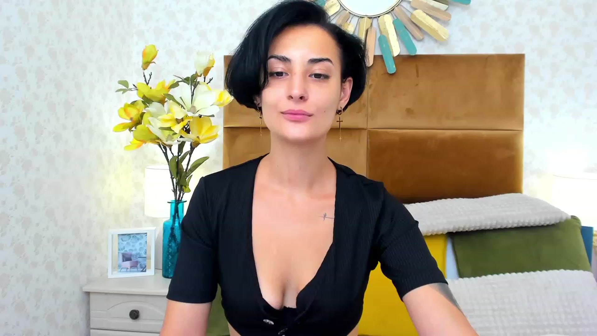 Gallery image thumbnail from TiaChi's myfreecams stream on, 07/28/2023, 17:09 image 5 of 20