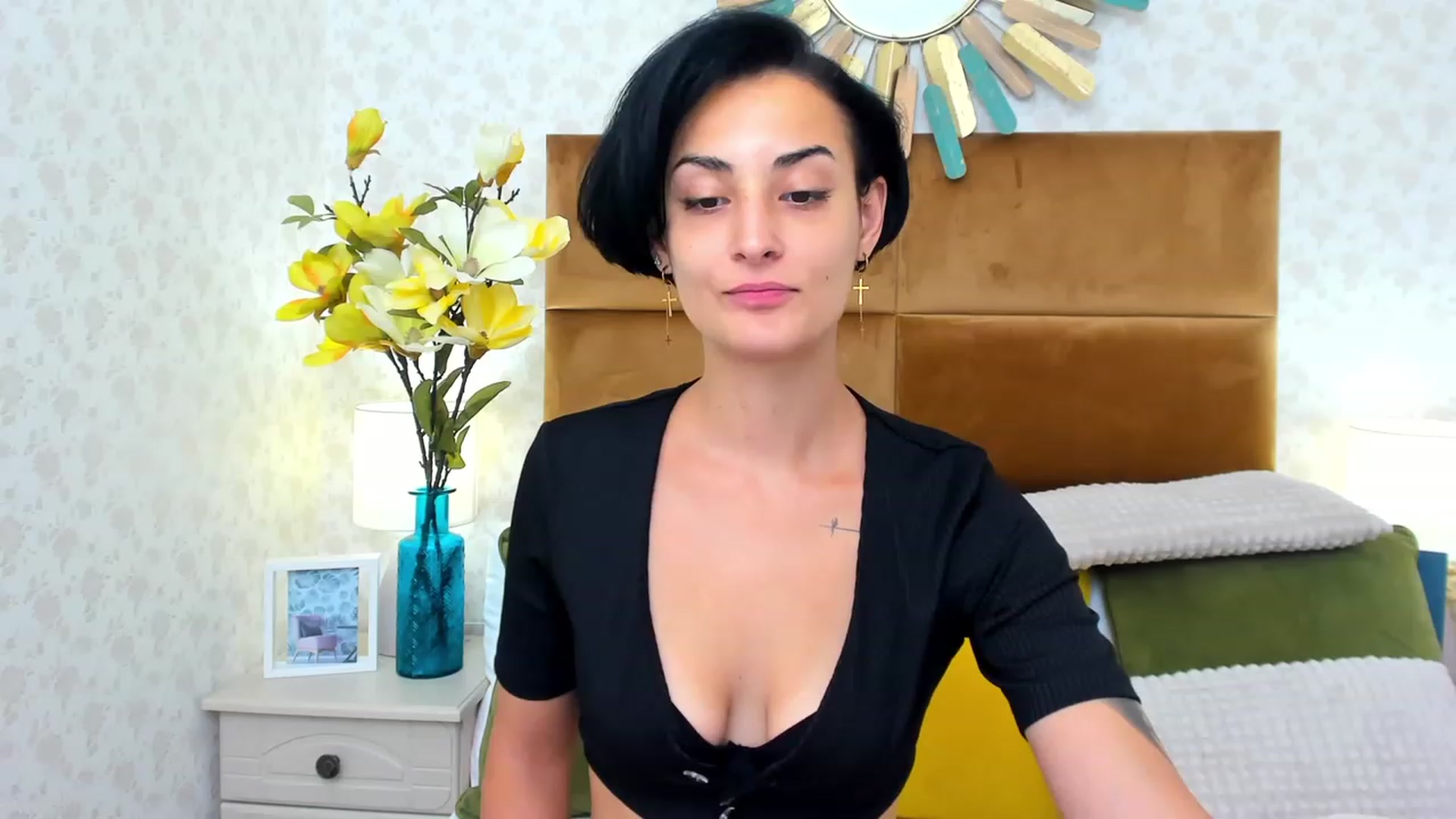 Gallery image thumbnail from TiaChi's myfreecams stream on, 07/28/2023, 17:09 image 6 of 20
