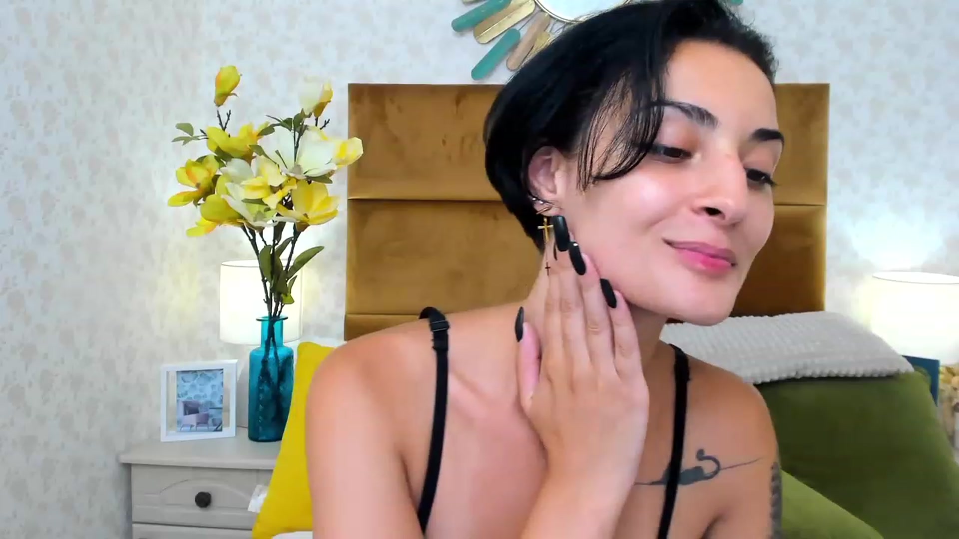 Gallery image thumbnail from TiaChi's myfreecams stream on, 07/28/2023, 18:36 image 19 of 20