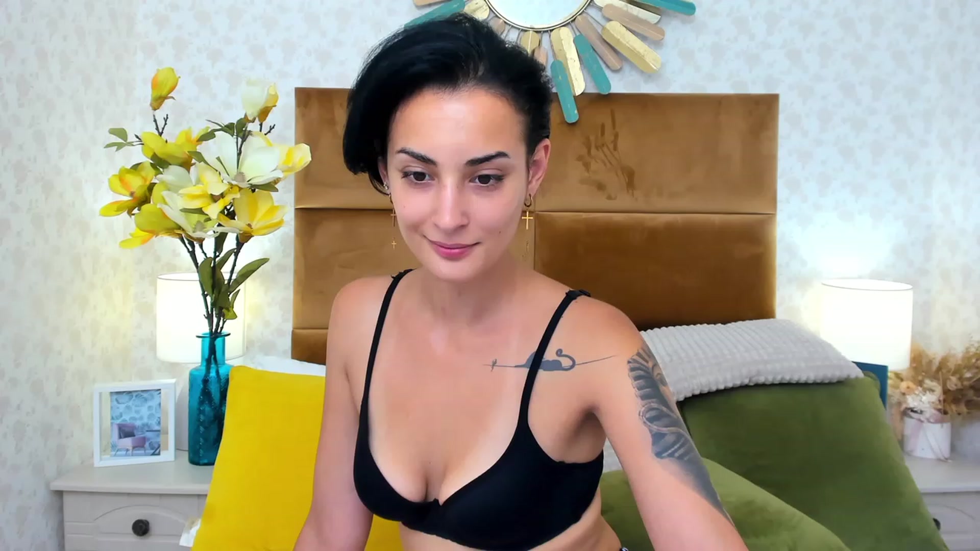 Gallery image thumbnail from TiaChi's myfreecams stream on, 07/28/2023, 19:08 image 8 of 20
