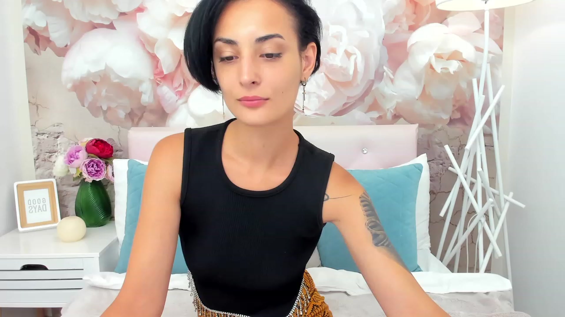 Gallery image thumbnail from TiaChi's myfreecams stream on, 07/29/2023, 15:02 image 5 of 20