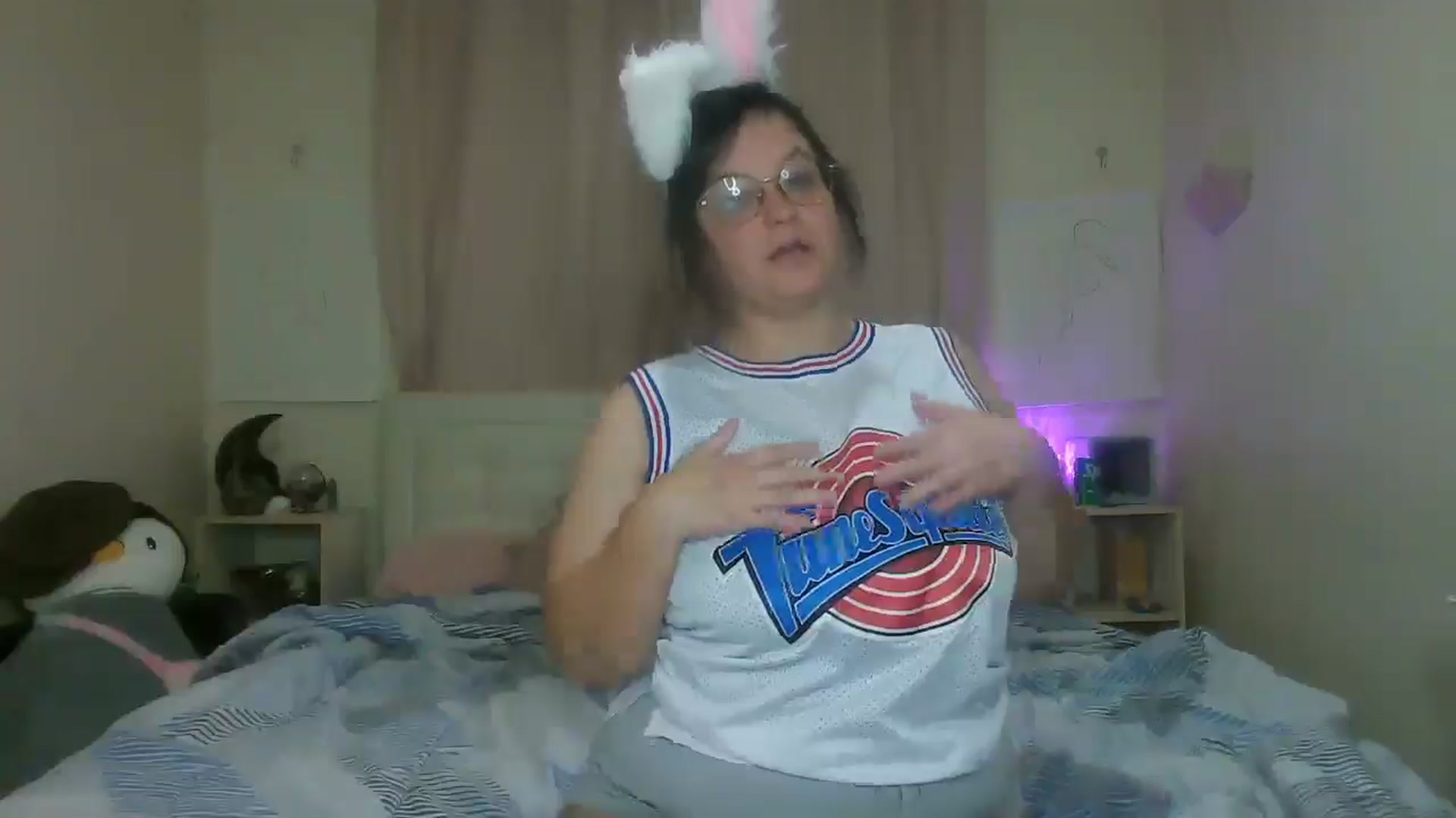 Gallery image thumbnail from TiaLove's myfreecams stream on, 10/26/2025, 12:07 image 6 of 20