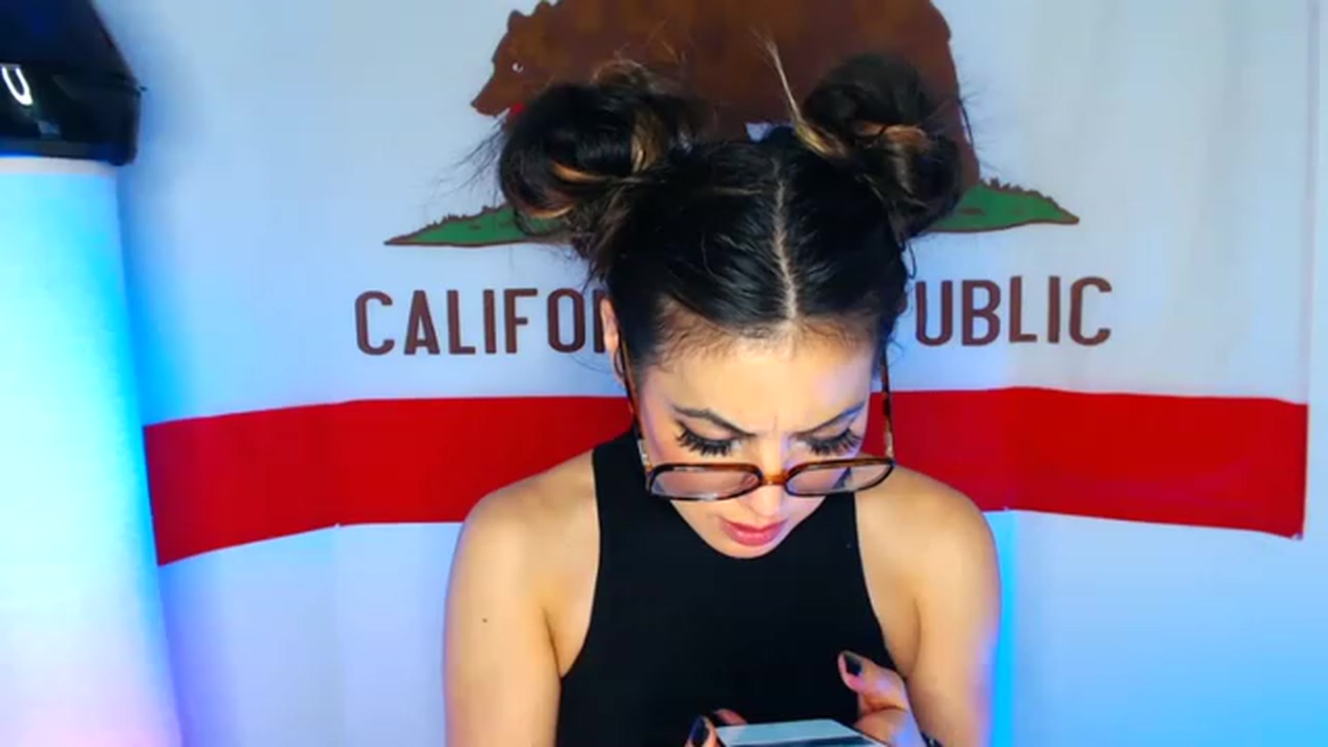 Gallery image thumbnail from Tia_Asaka's myfreecams stream on, 12/03/2022, 15:08 image 18 of 20