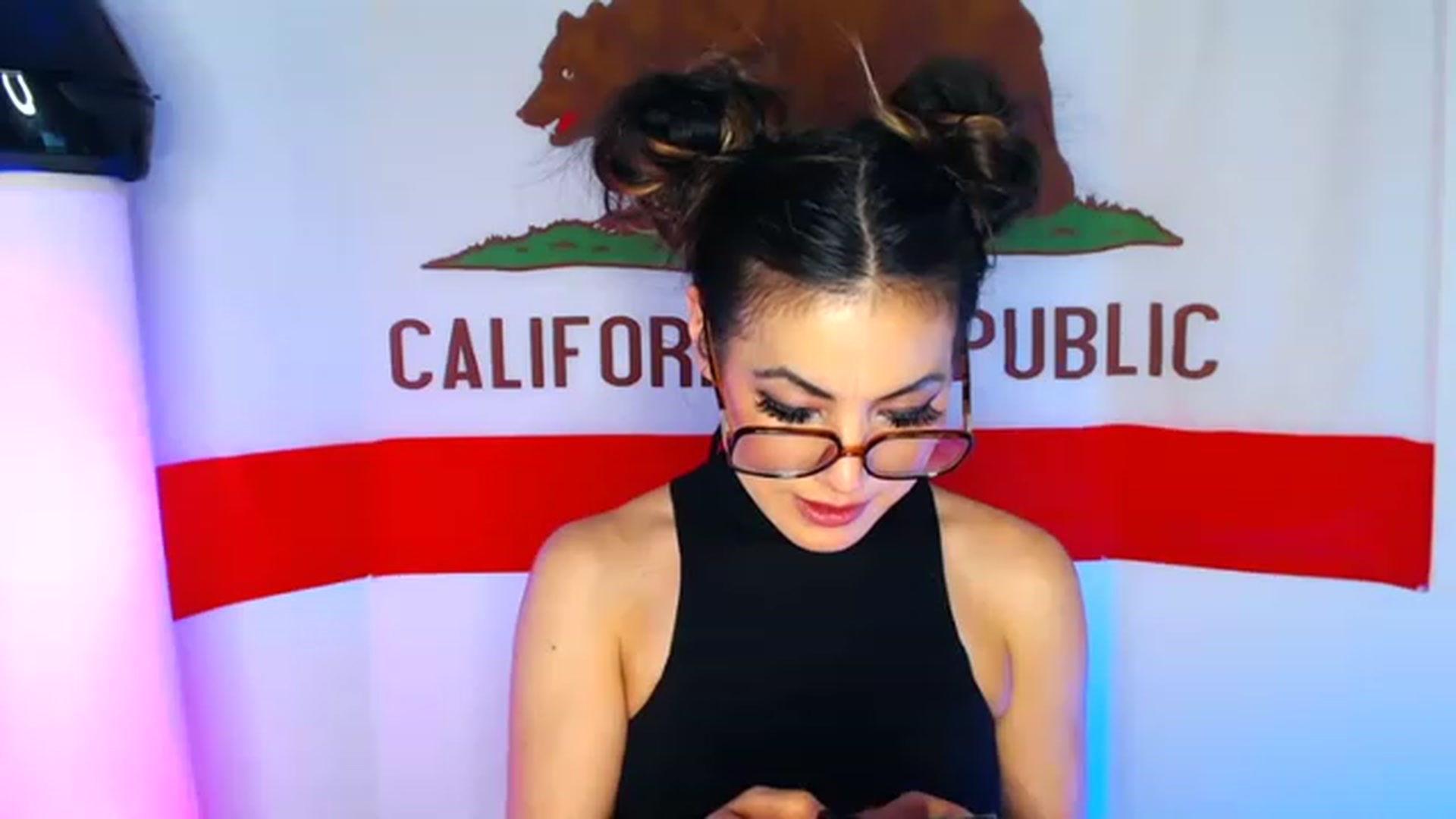 Gallery image thumbnail from Tia_Asaka's myfreecams stream on, 12/03/2022, 15:08 image 19 of 20