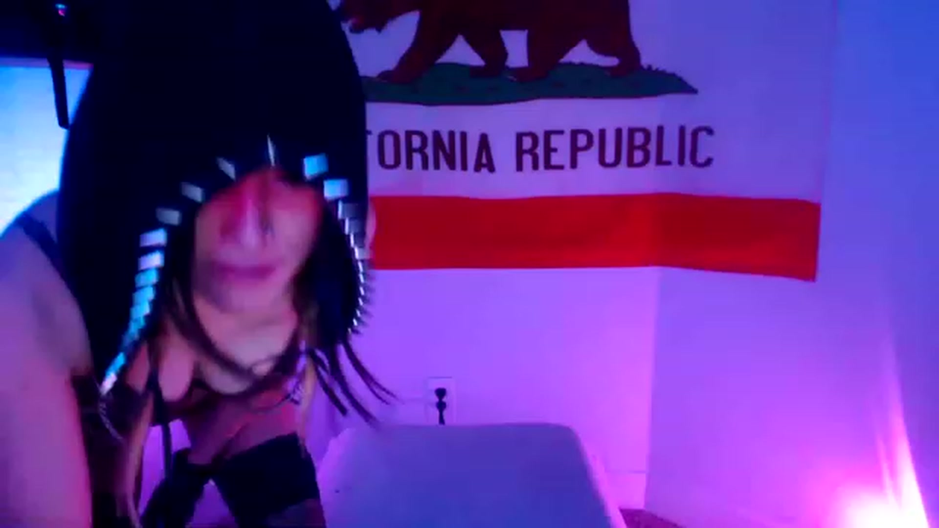Gallery image thumbnail from Tia_Asaka's myfreecams stream on, 01/17/2023, 12:51 image 14 of 20
