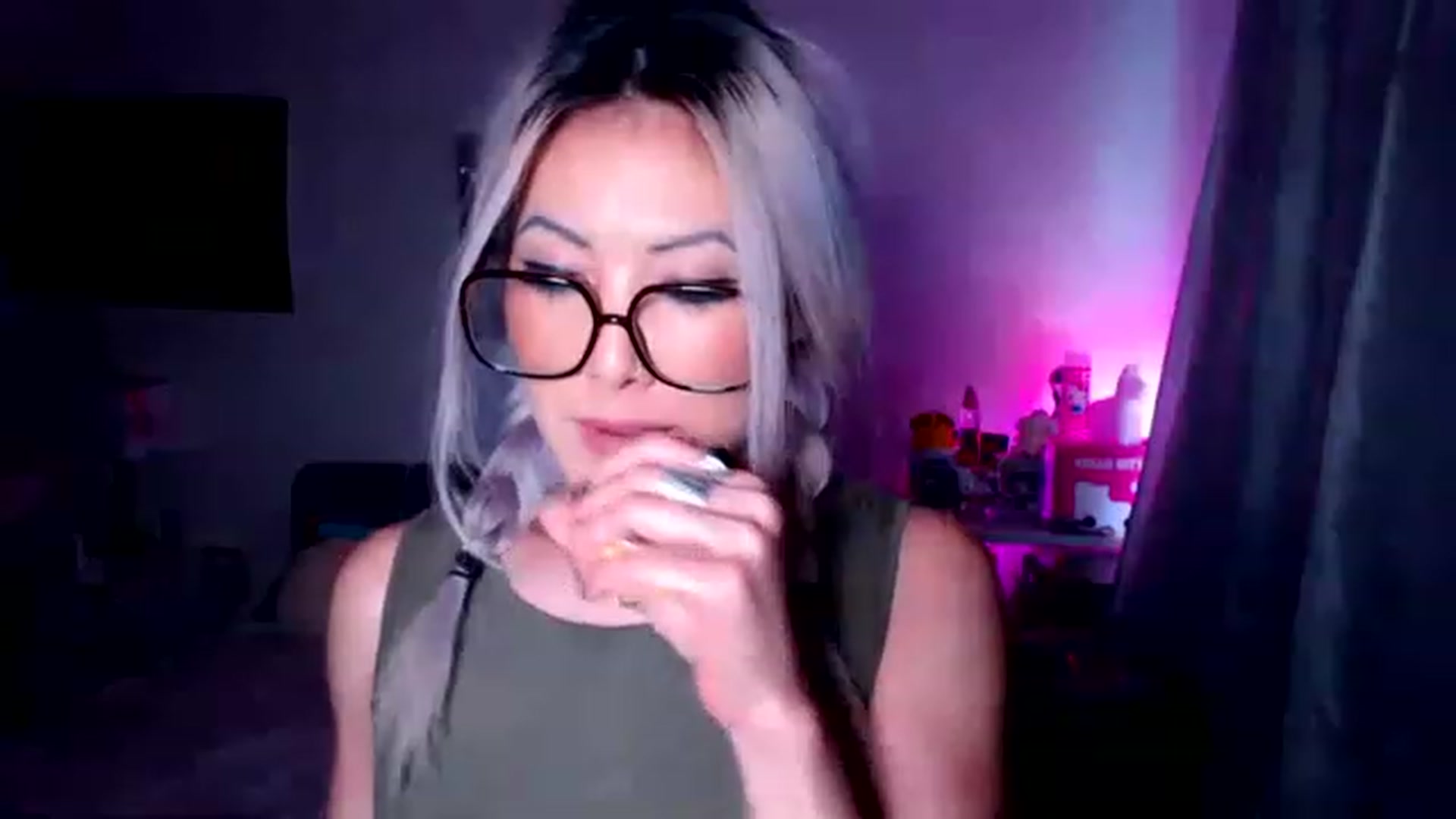 Gallery image thumbnail from Tia_Asaka's myfreecams stream on, 07/16/2023, 17:36 image 5 of 20