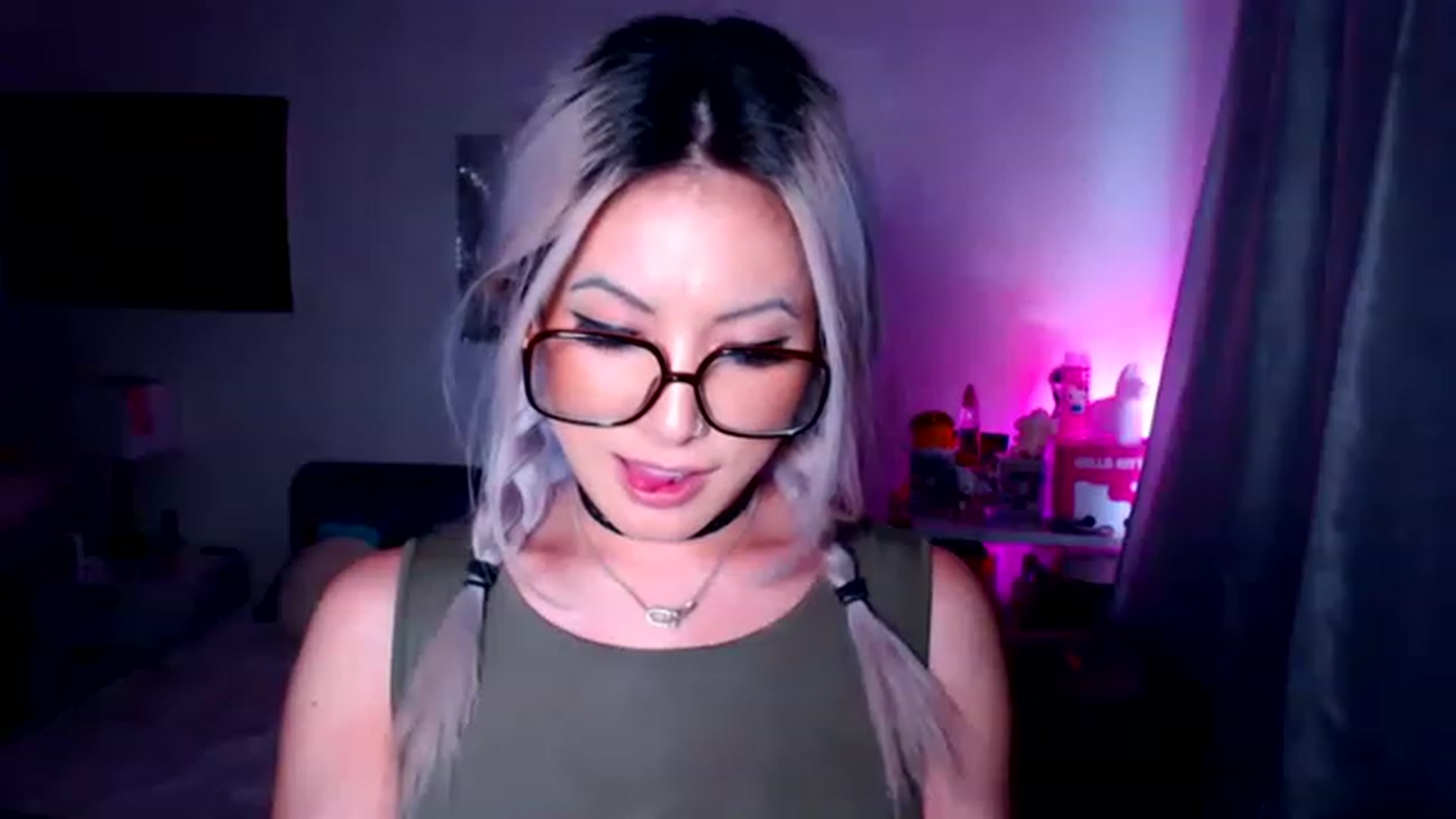 Gallery image thumbnail from Tia_Asaka's myfreecams stream on, 07/16/2023, 17:36 image 12 of 20