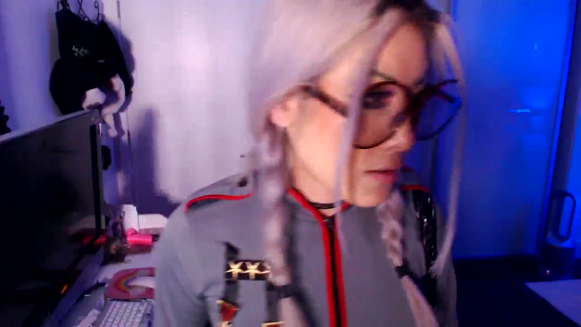 Gallery image thumbnail from Tia_Asaka's myfreecams stream on, 10/30/2023, 12:36 image 2 of 20