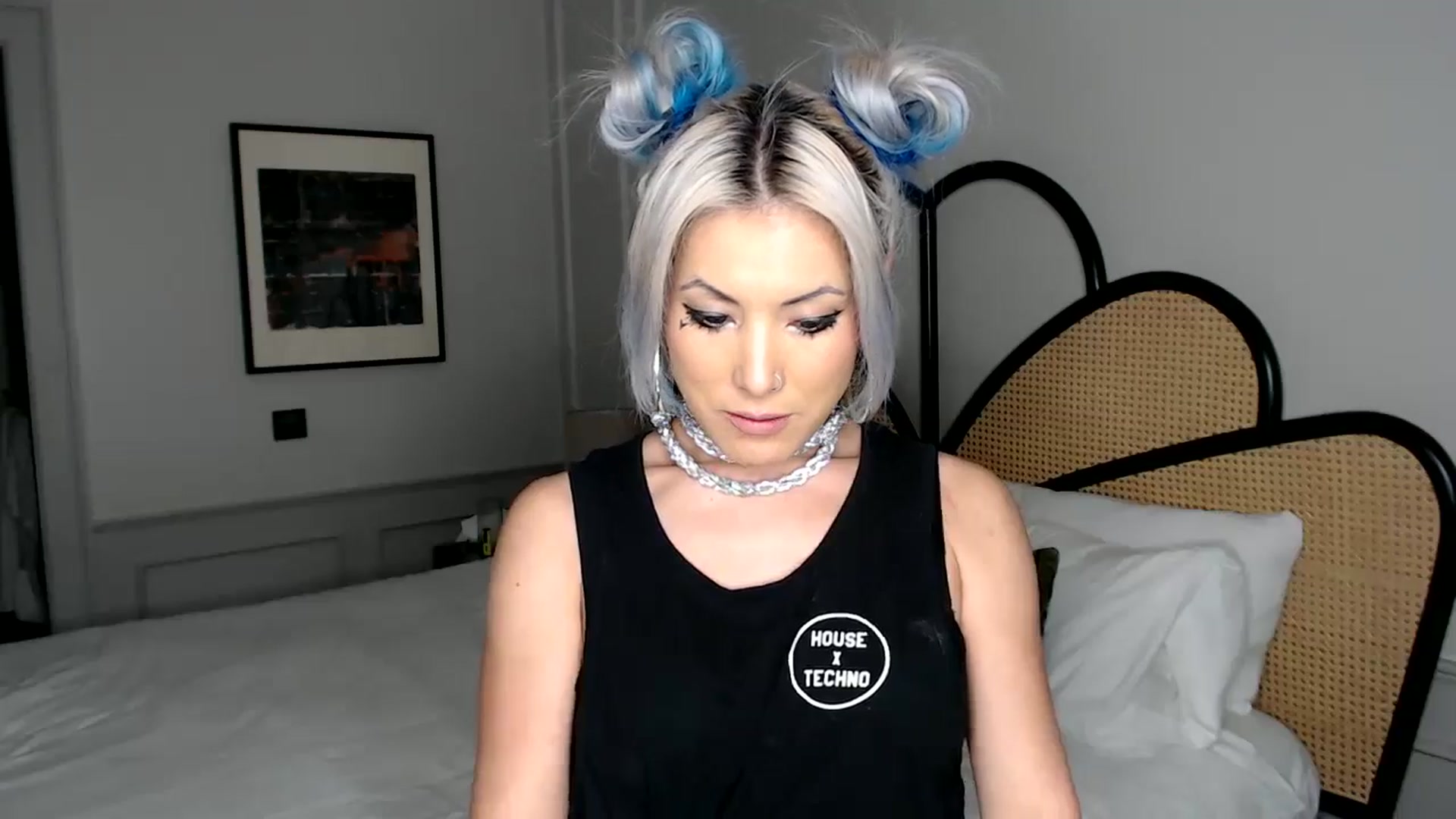 Gallery image thumbnail from Tia_Asaka's myfreecams stream on, 09/15/2025, 10:22 image 3 of 20
