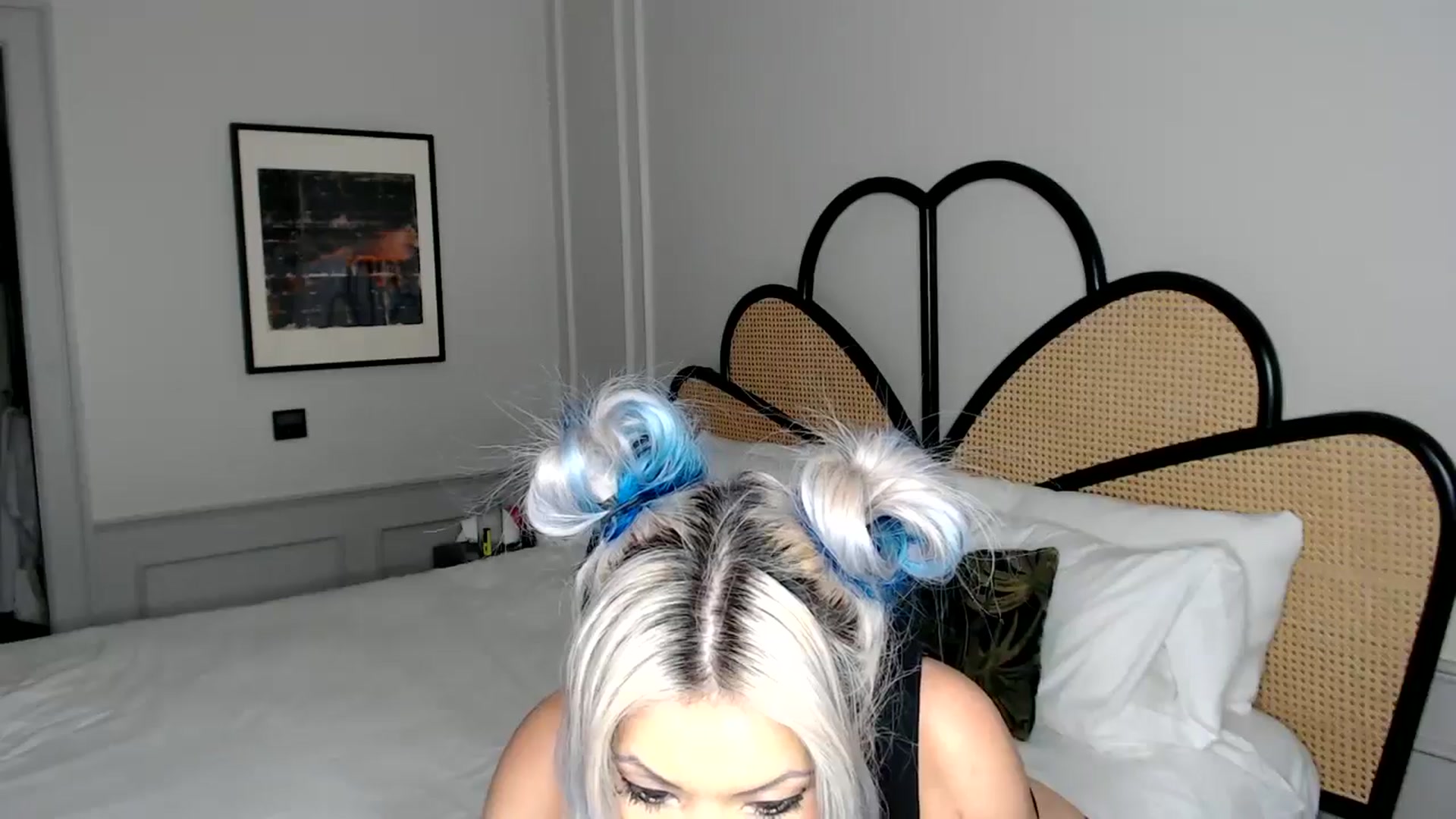 Gallery image thumbnail from Tia_Asaka's myfreecams stream on, 09/15/2025, 10:22 image 8 of 20