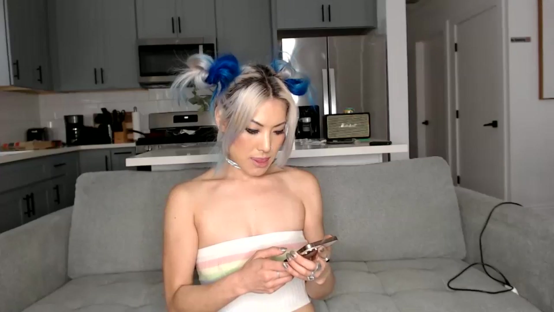 Gallery image thumbnail from Tia_Asaka's myfreecams stream on, 09/19/2025, 15:40 image 8 of 20