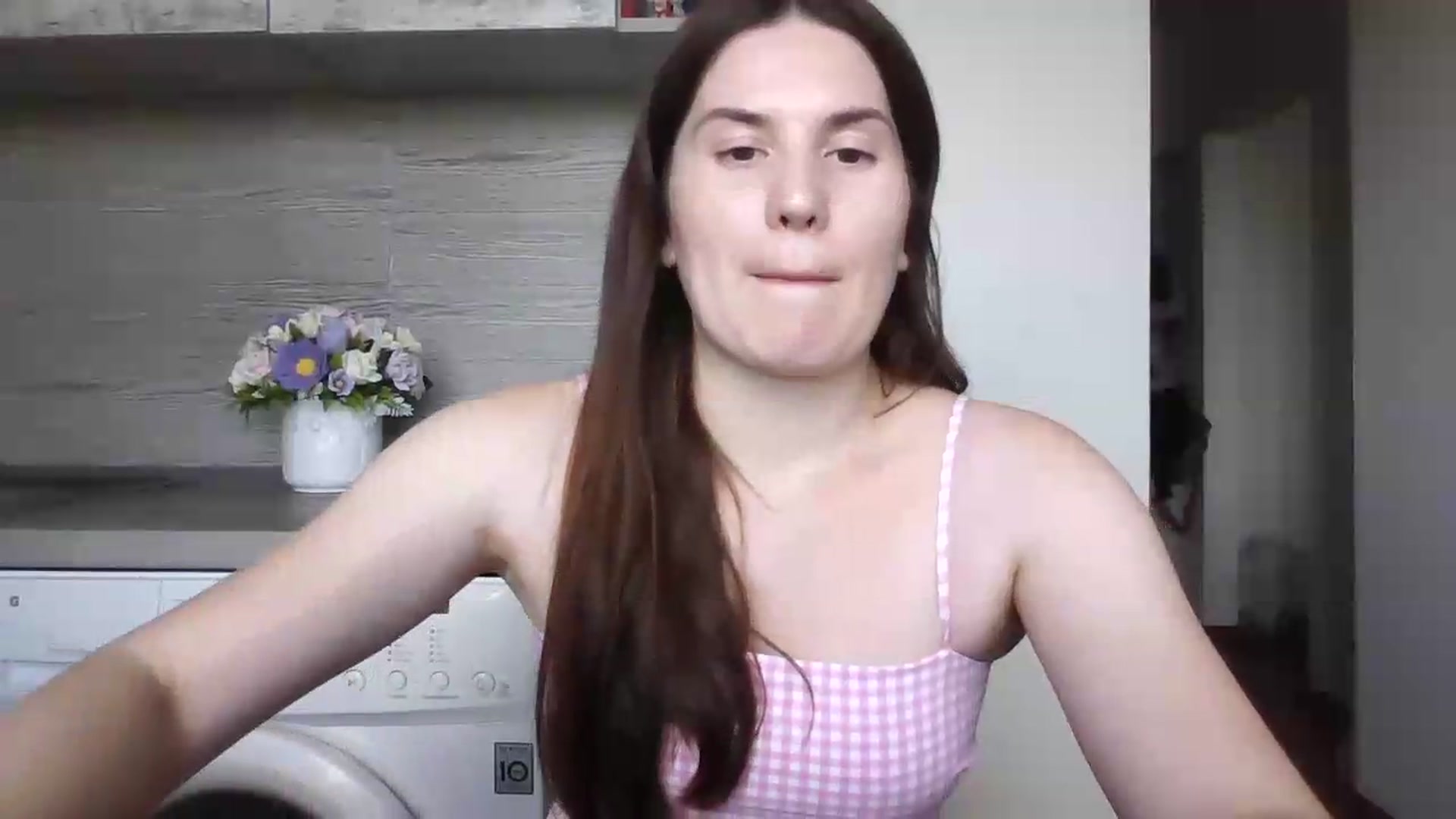 Gallery image thumbnail from TianaBunny's myfreecams stream on, 07/22/2026, 13:02 image 6 of 20