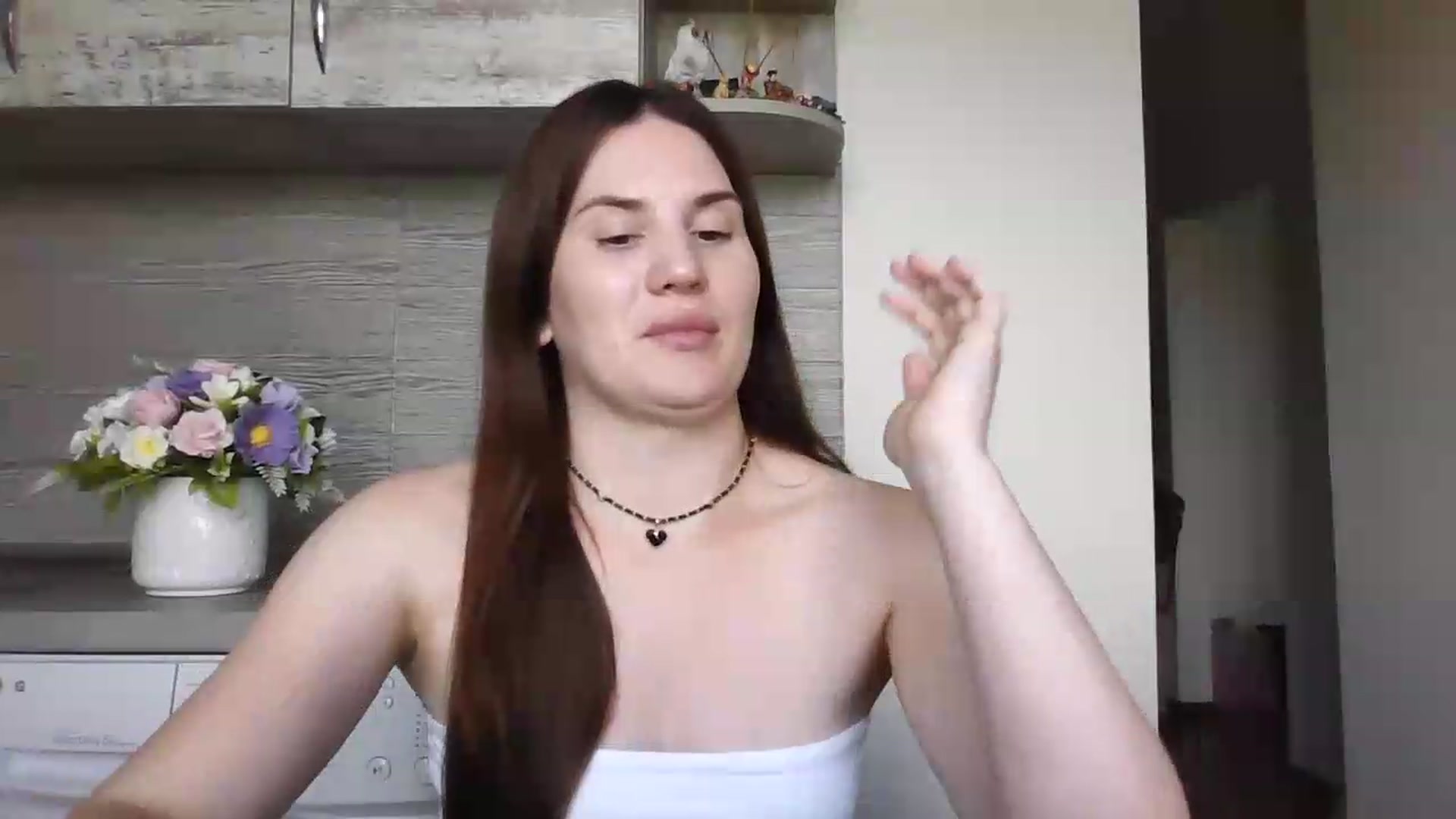 Gallery image thumbnail from TianaBunny's myfreecams stream on, 07/27/2026, 11:52 image 12 of 20