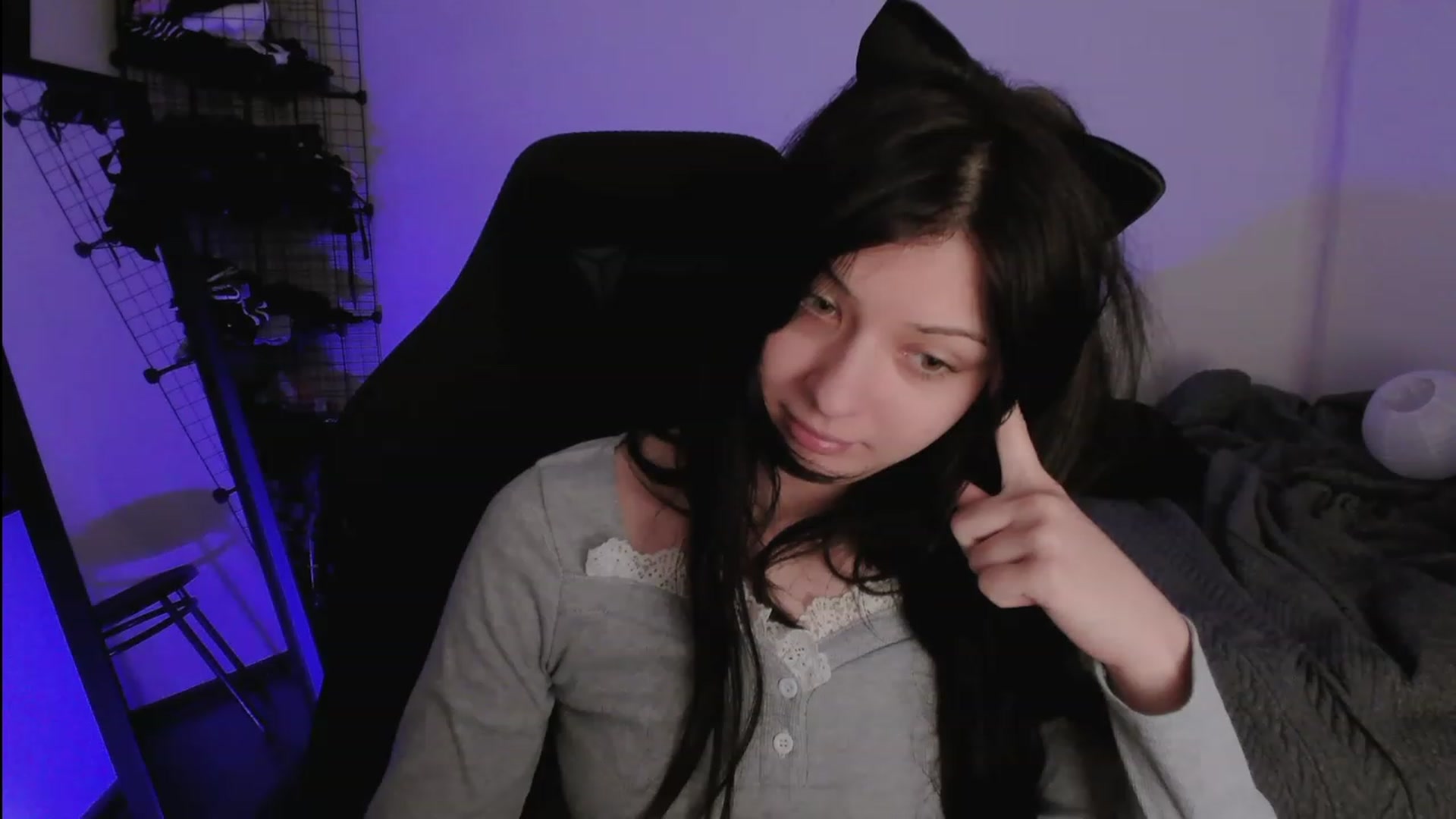 Gallery image thumbnail from TicklishBones's myfreecams stream on, 05/26/2023, 02:28 image 18 of 20