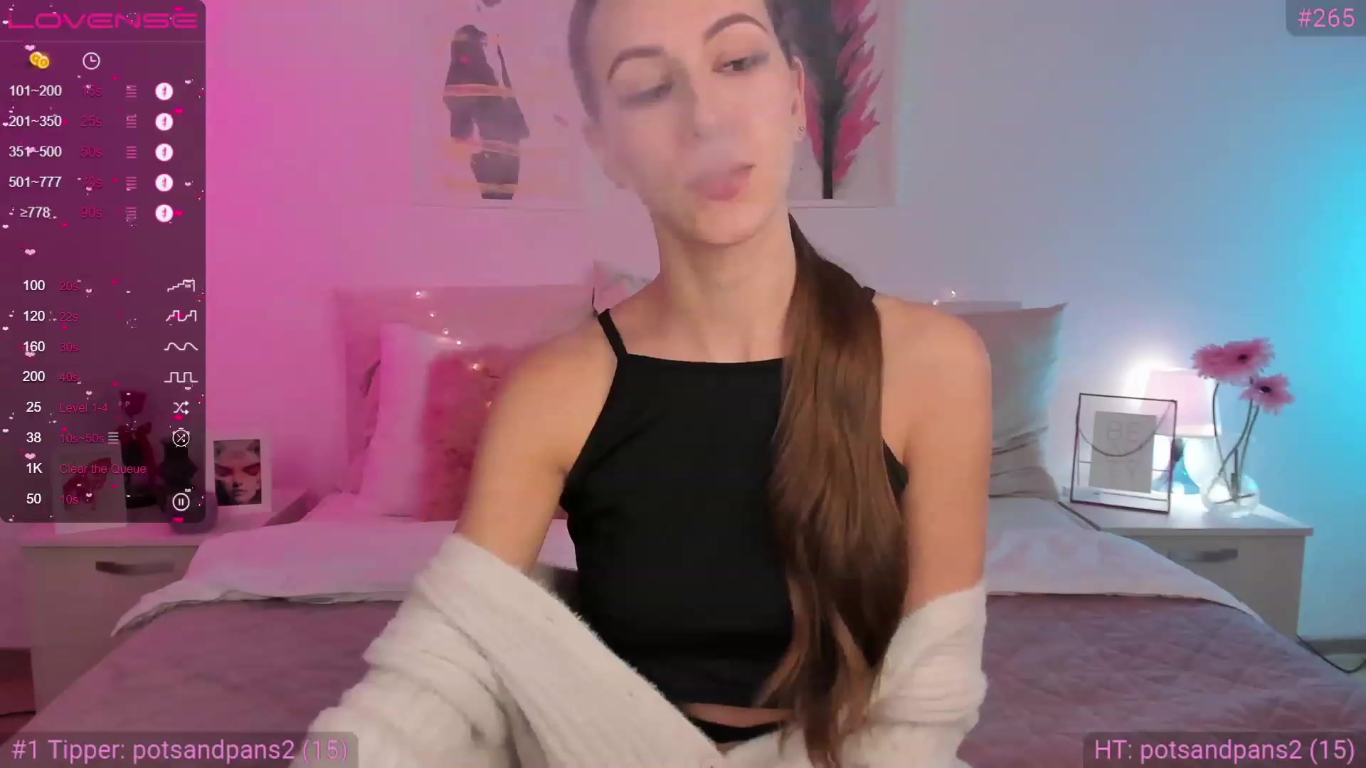 Gallery image thumbnail from TifFunny's myfreecams stream on, 03/29/2023, 06:54 image 9 of 20