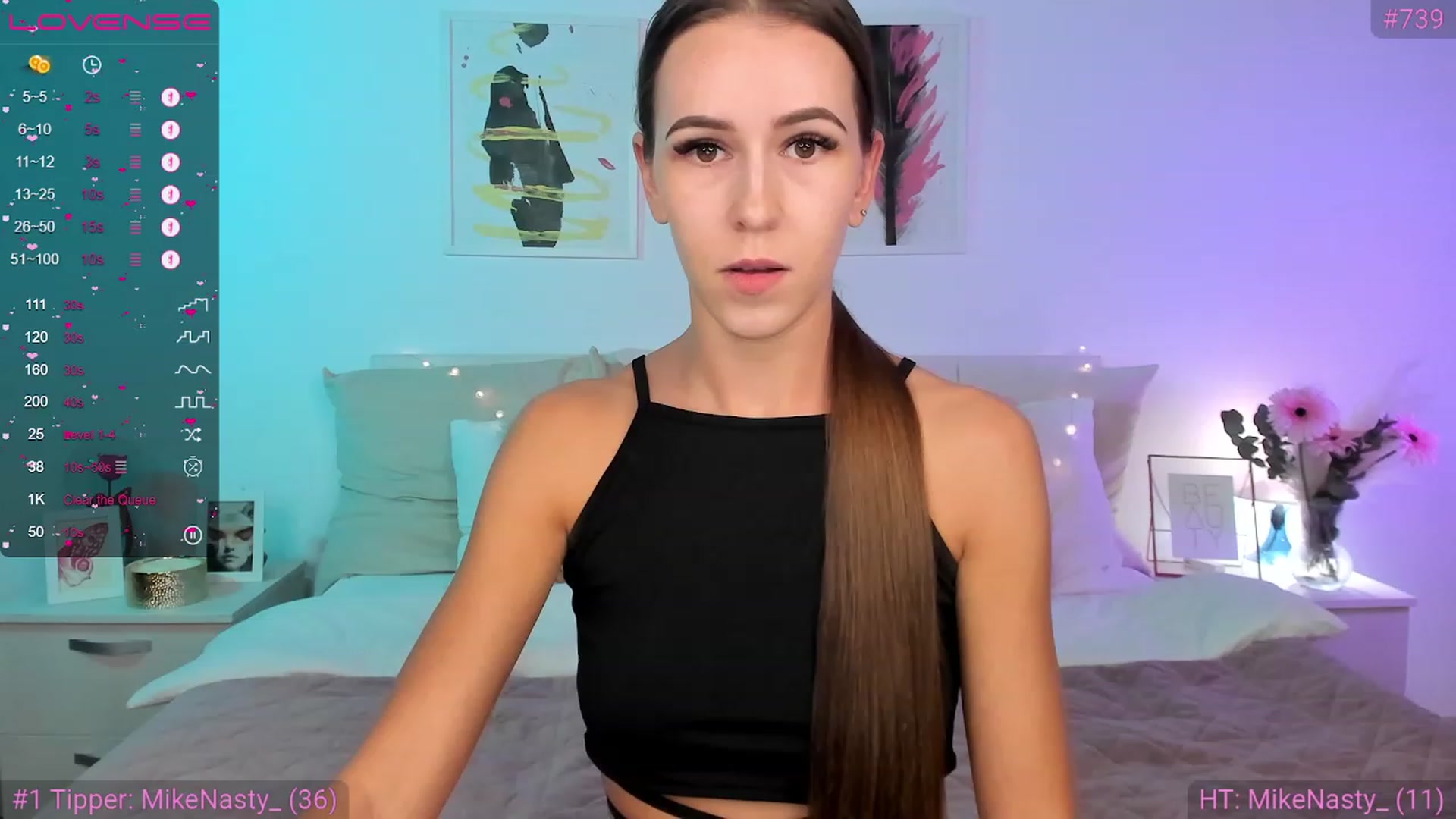 Gallery image thumbnail from TifFunny's myfreecams stream on, 08/09/2023, 21:30 image 11 of 20