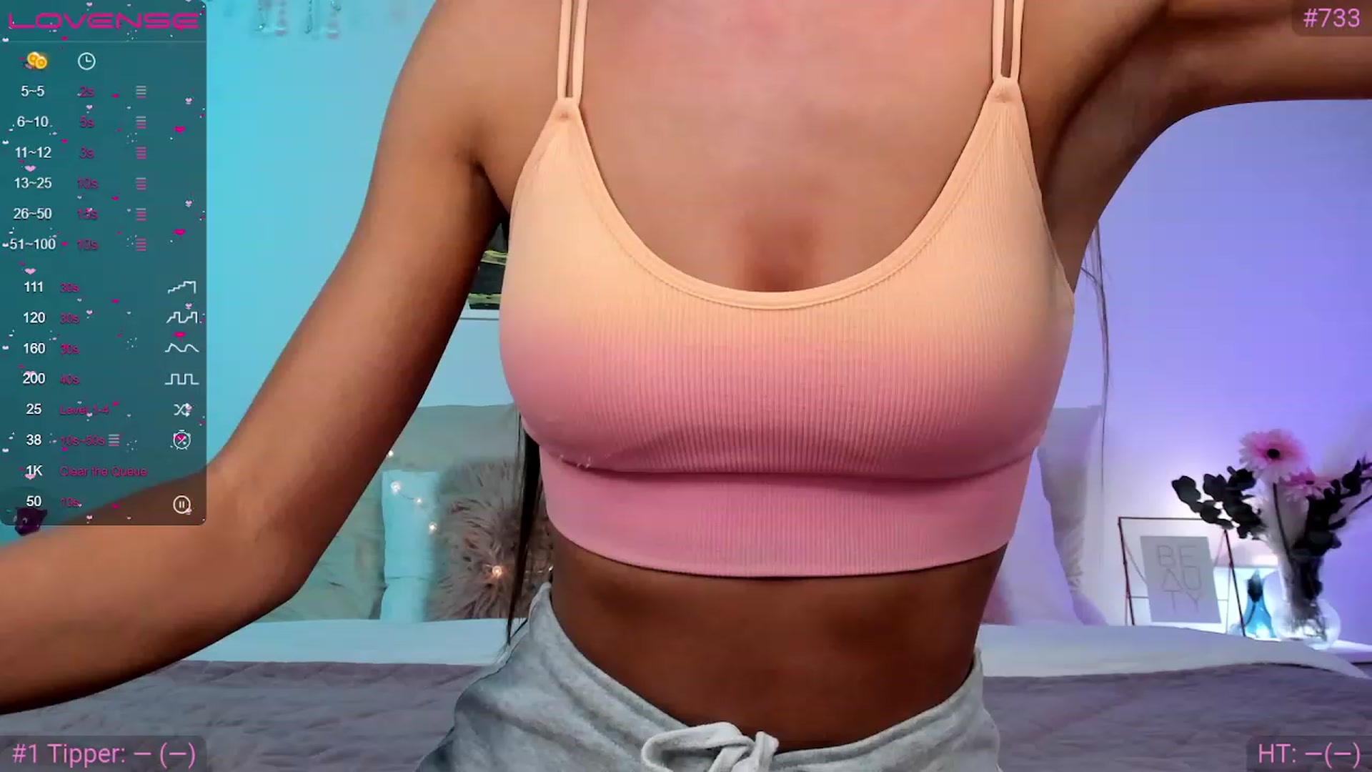 Gallery image thumbnail from TifFunny's myfreecams stream on, 08/11/2023, 21:00 image 4 of 20