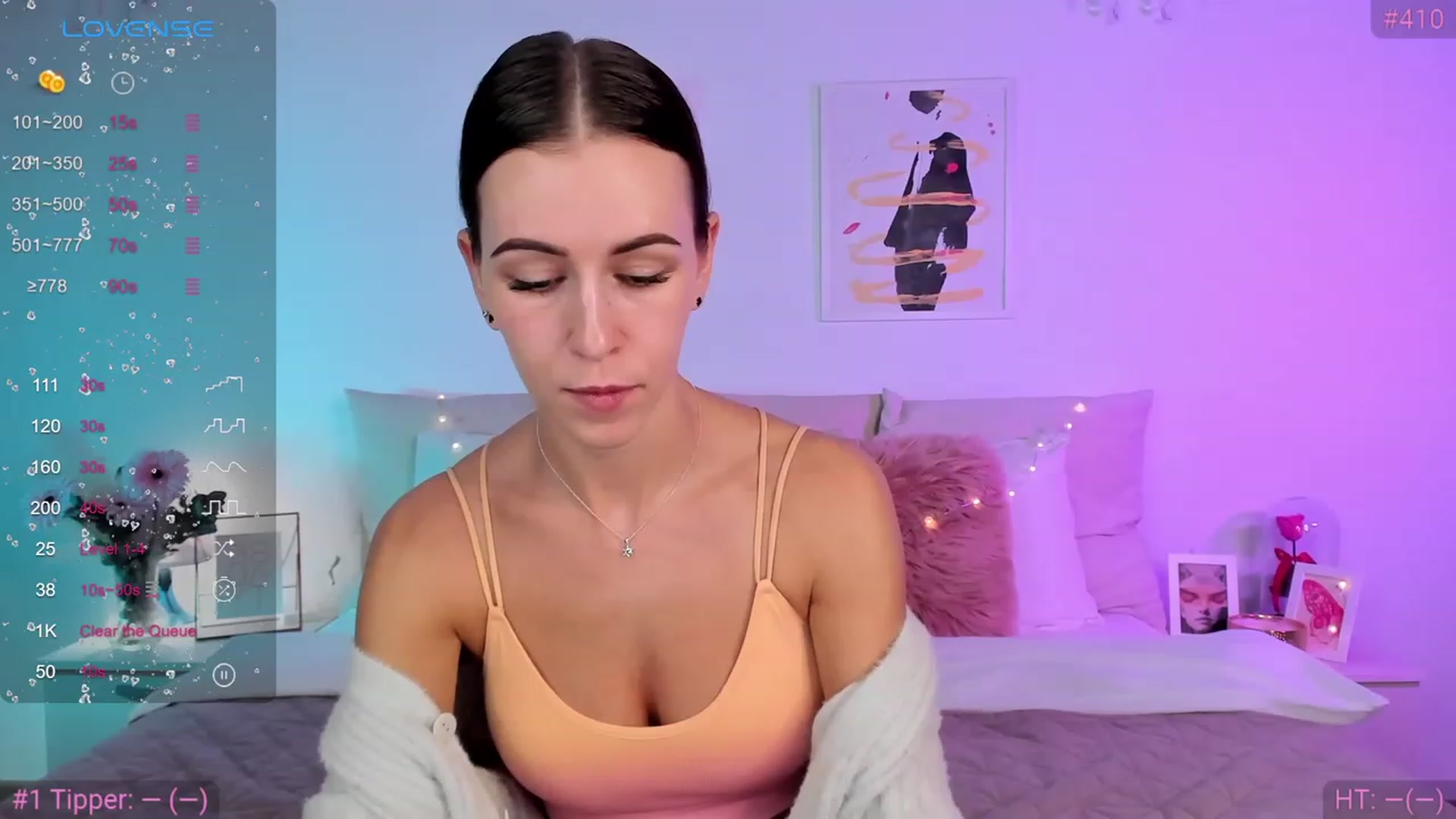 Gallery image thumbnail from TifFunny's myfreecams stream on, 12/19/2023, 24:07 image 6 of 20