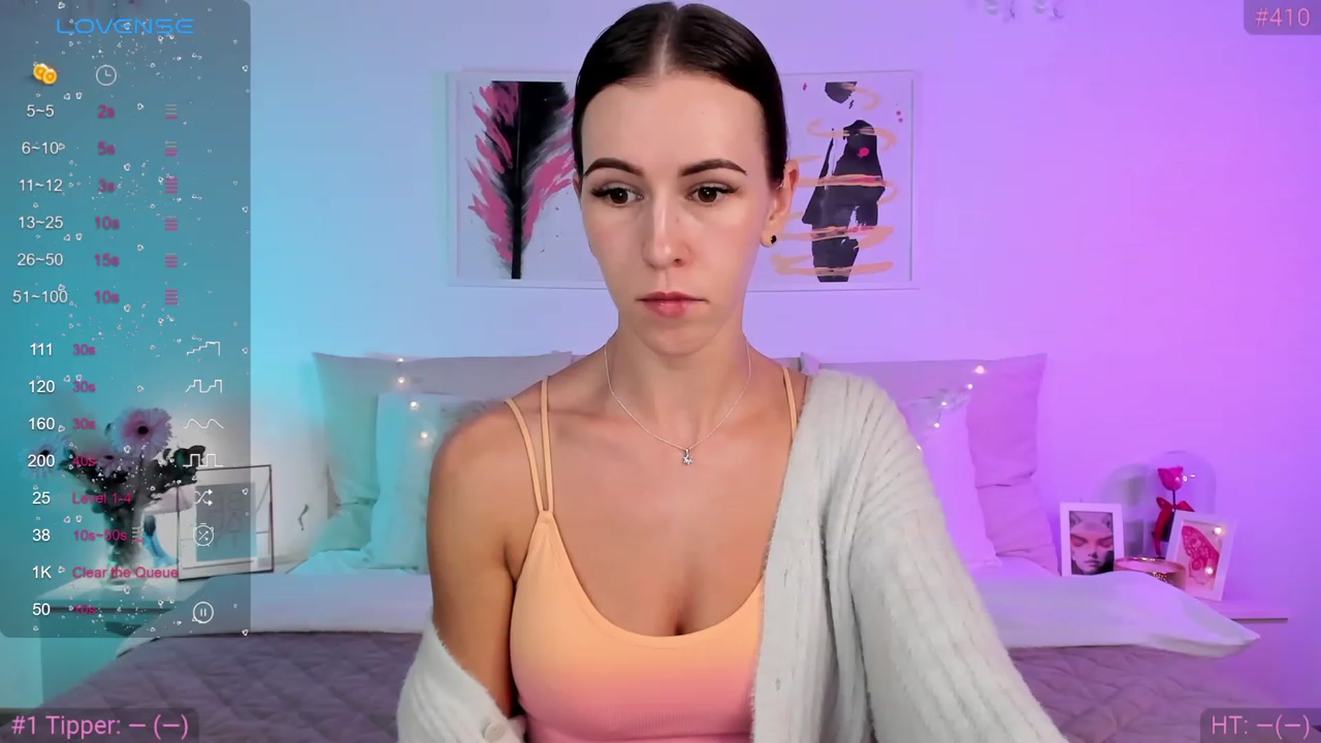 Gallery image thumbnail from TifFunny's myfreecams stream on, 12/19/2023, 24:07 image 4 of 20