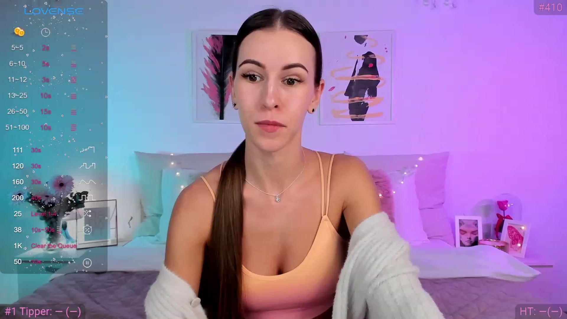 Gallery image thumbnail from TifFunny's myfreecams stream on, 12/19/2023, 24:07 image 8 of 20