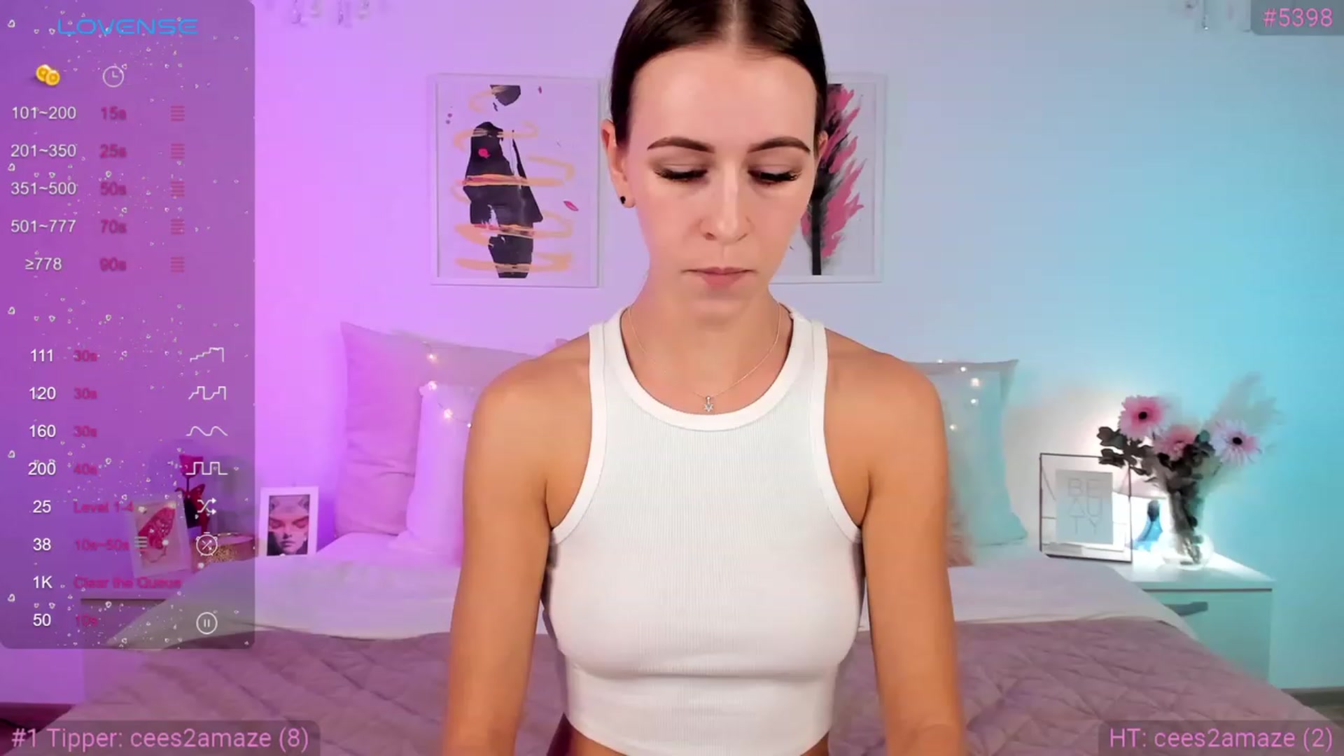 Gallery image thumbnail from TifFunny's myfreecams stream on, 01/03/2024, 17:05 image 8 of 20