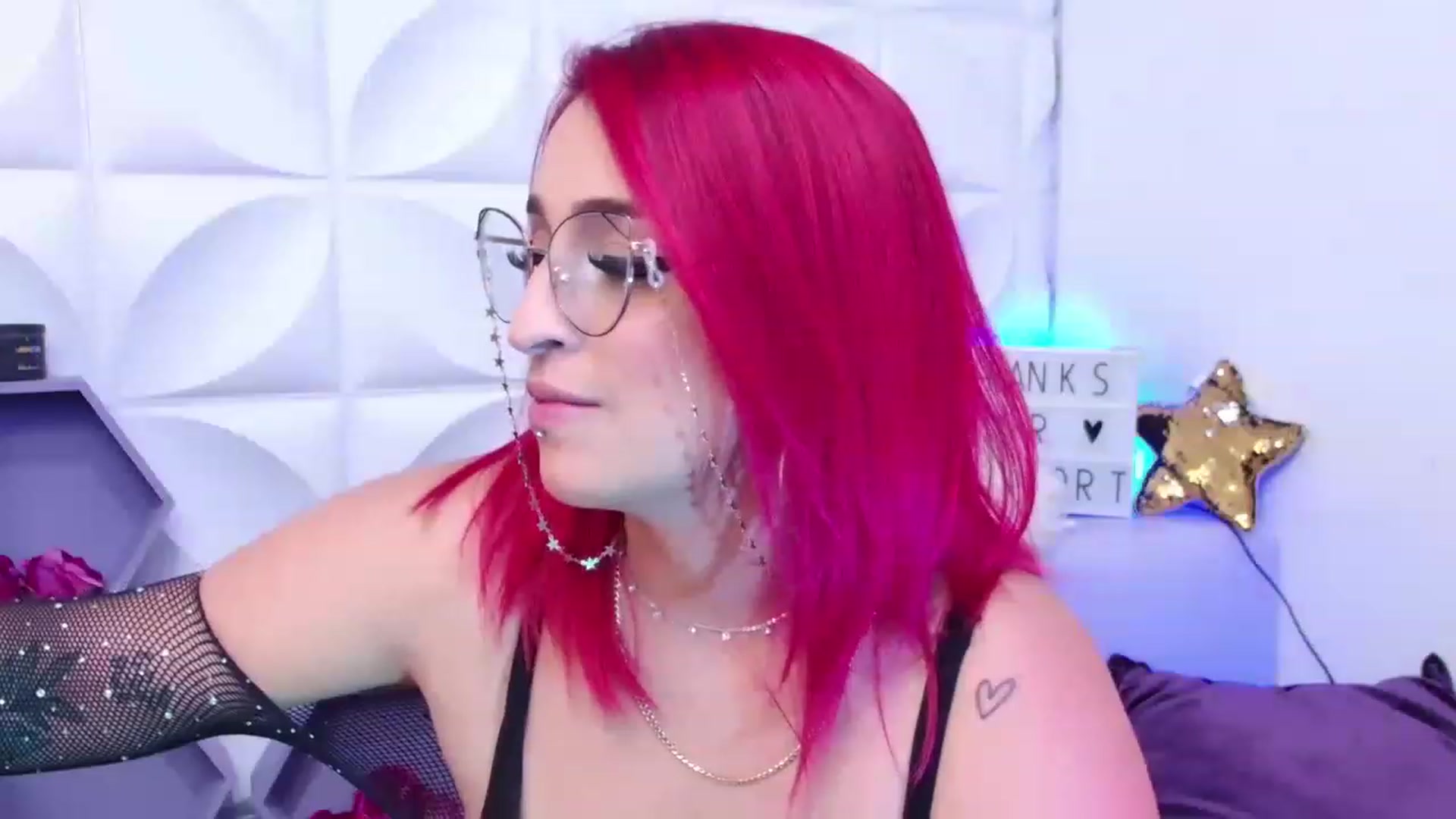 Gallery image thumbnail from Tifannys_ti's myfreecams stream on, 12/09/2022, 14:14 image 16 of 20