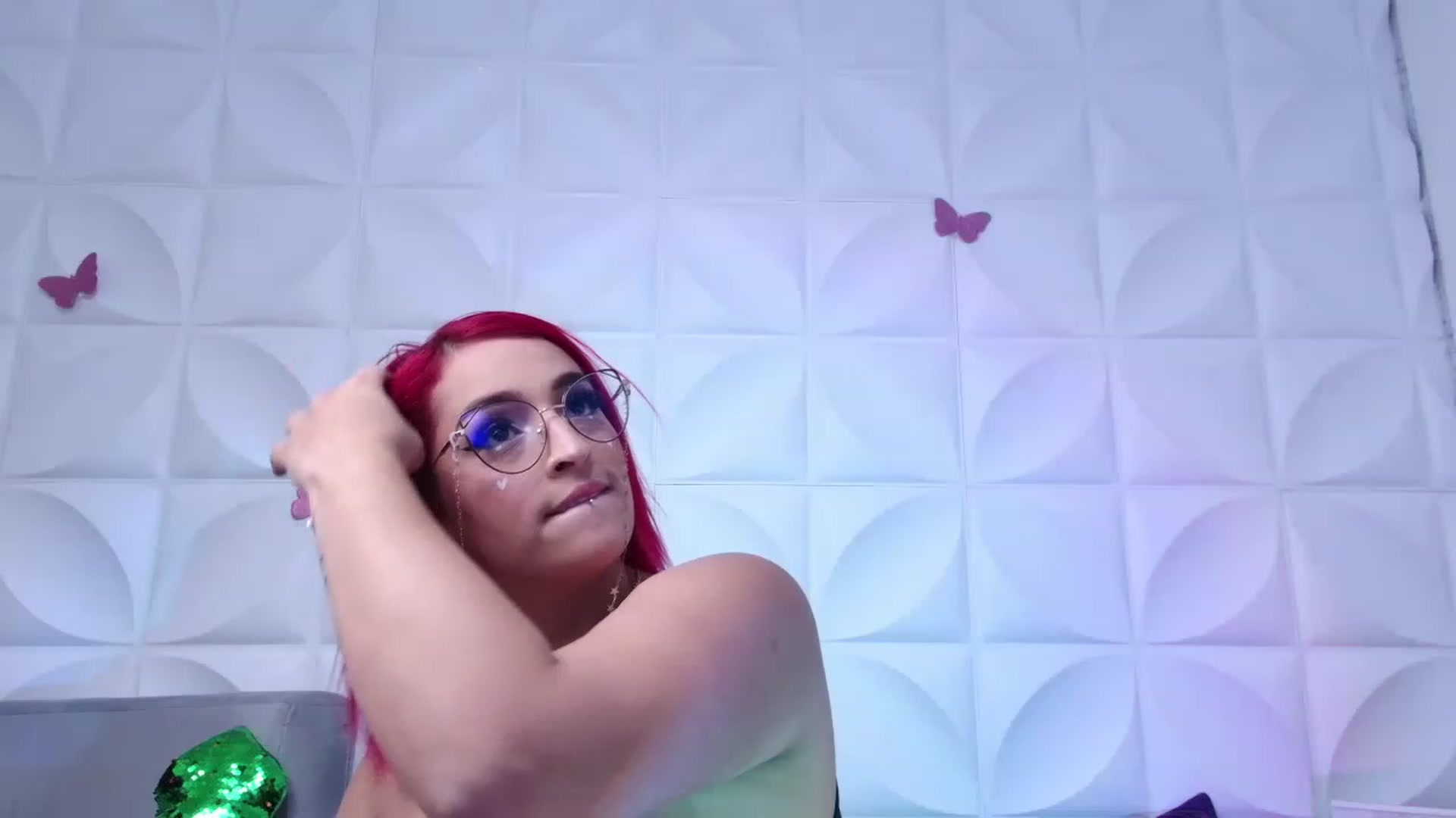 Gallery image thumbnail from Tifannys_ti's myfreecams stream on, 12/12/2022, 12:32 image 10 of 20
