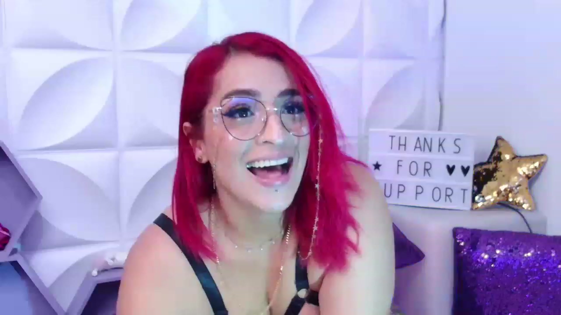 Gallery image thumbnail from Tifannys_ti's myfreecams stream on, 12/12/2022, 14:33 image 18 of 20