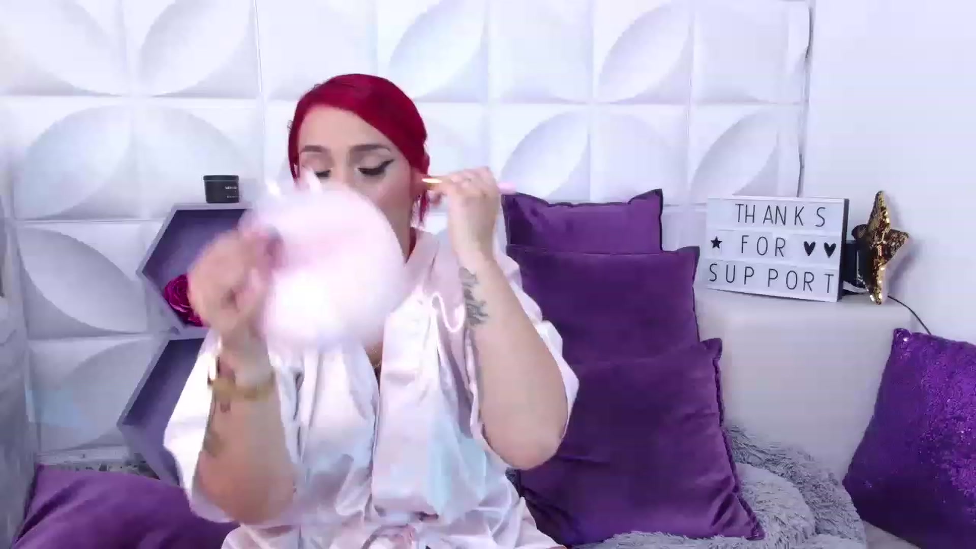 Gallery image thumbnail from Tifannys_ti's myfreecams stream on, 12/23/2022, 16:03 image 1 of 20