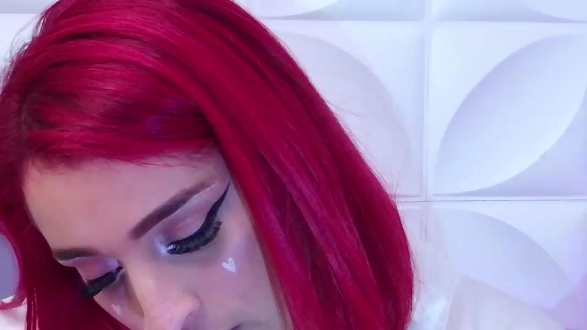 Gallery image thumbnail from Tifannys_ti's myfreecams stream on, 12/29/2022, 14:32 image 16 of 20