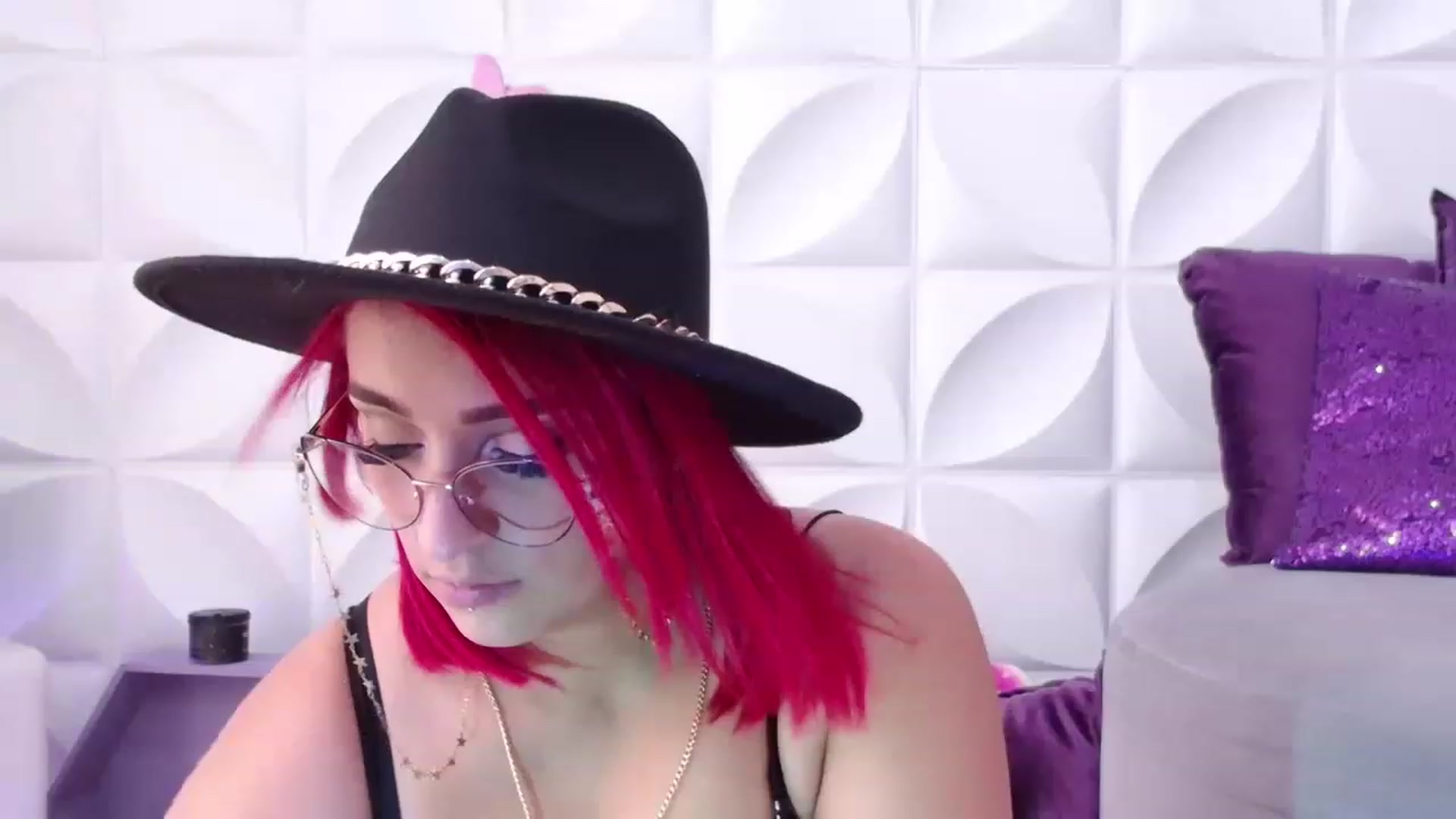 Gallery image thumbnail from Tifannys_ti's myfreecams stream on, 01/06/2023, 16:59 image 3 of 20