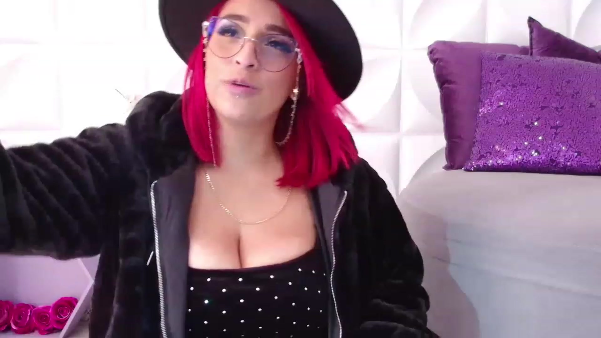 Gallery image thumbnail from Tifannys_ti's myfreecams stream on, 01/06/2023, 16:59 image 5 of 20