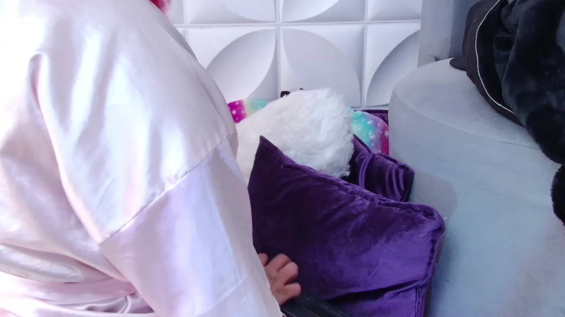 Gallery image thumbnail from Tifannys_ti's myfreecams stream on, 01/16/2023, 15:37 image 3 of 20