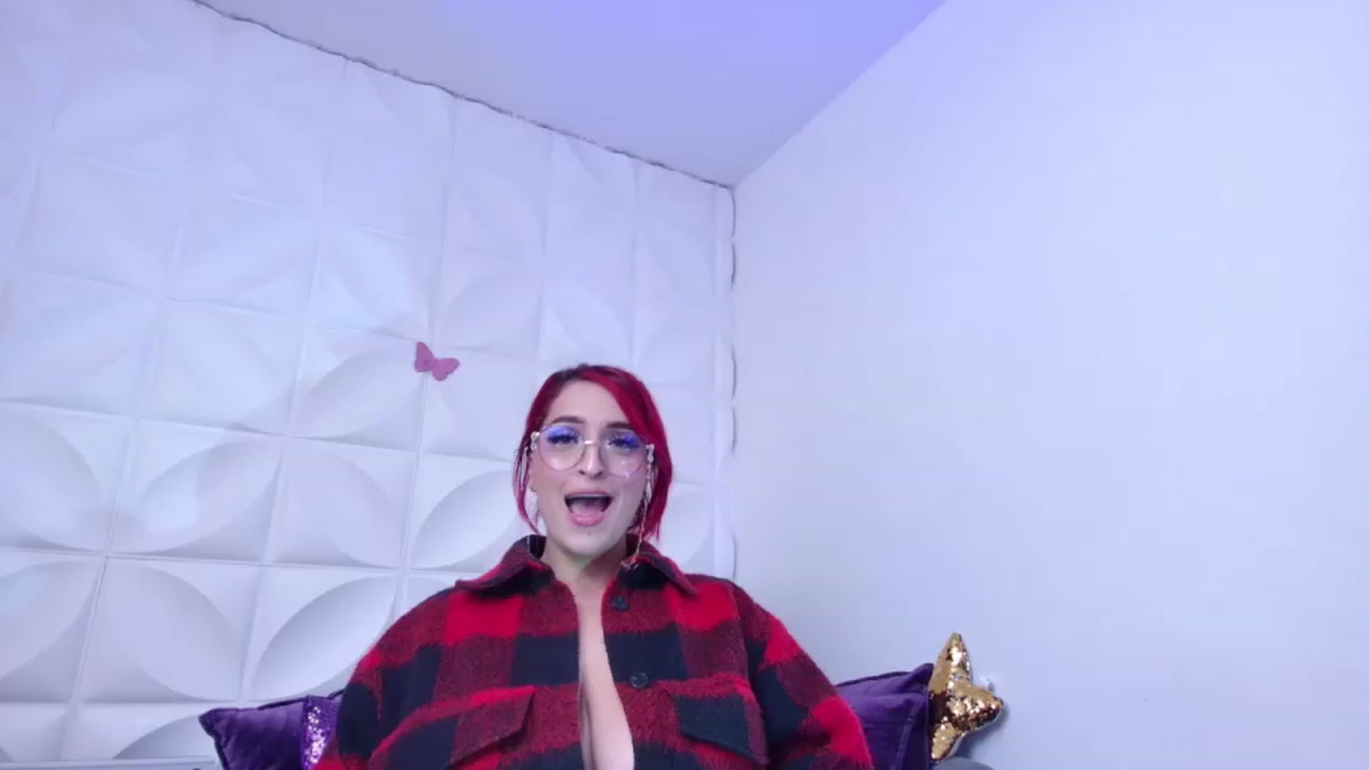 Gallery image thumbnail from Tifannys_ti's myfreecams stream on, 02/18/2023, 12:47 image 7 of 20