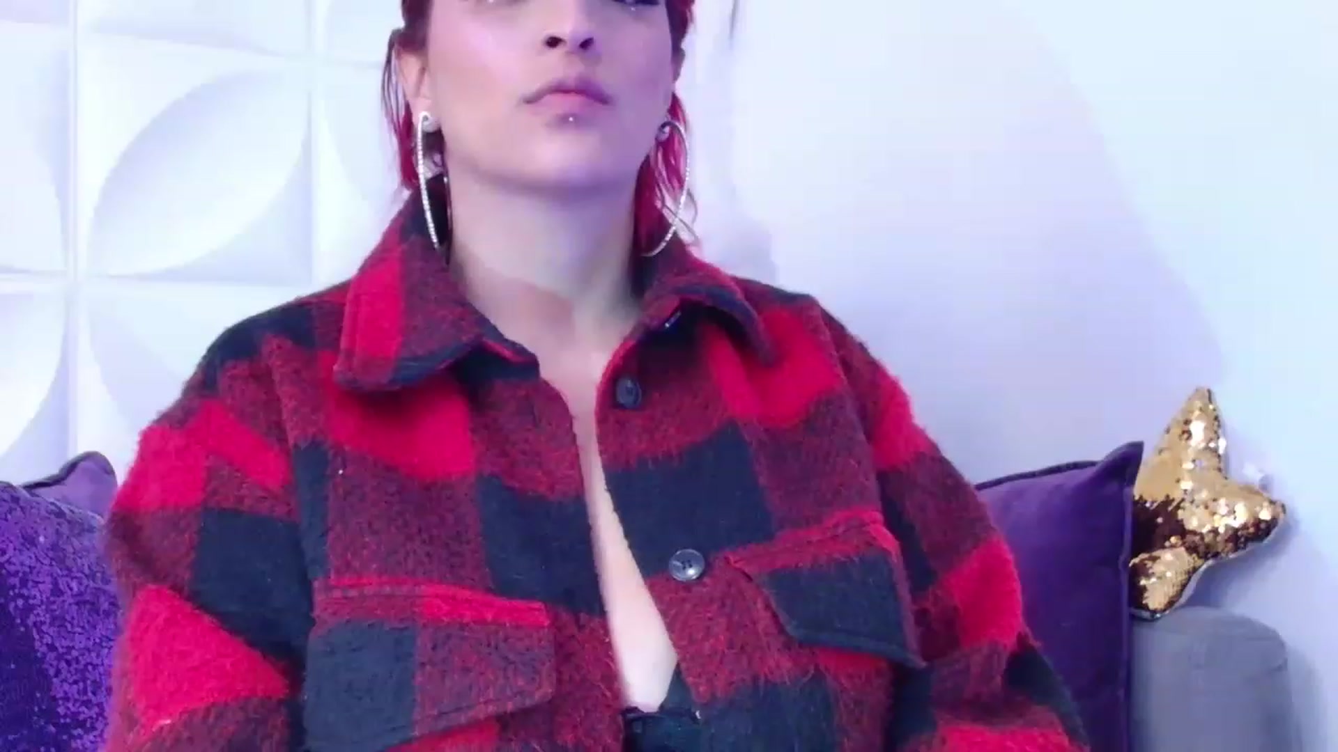 Gallery image thumbnail from Tifannys_ti's myfreecams stream on, 02/20/2023, 15:46 image 2 of 20